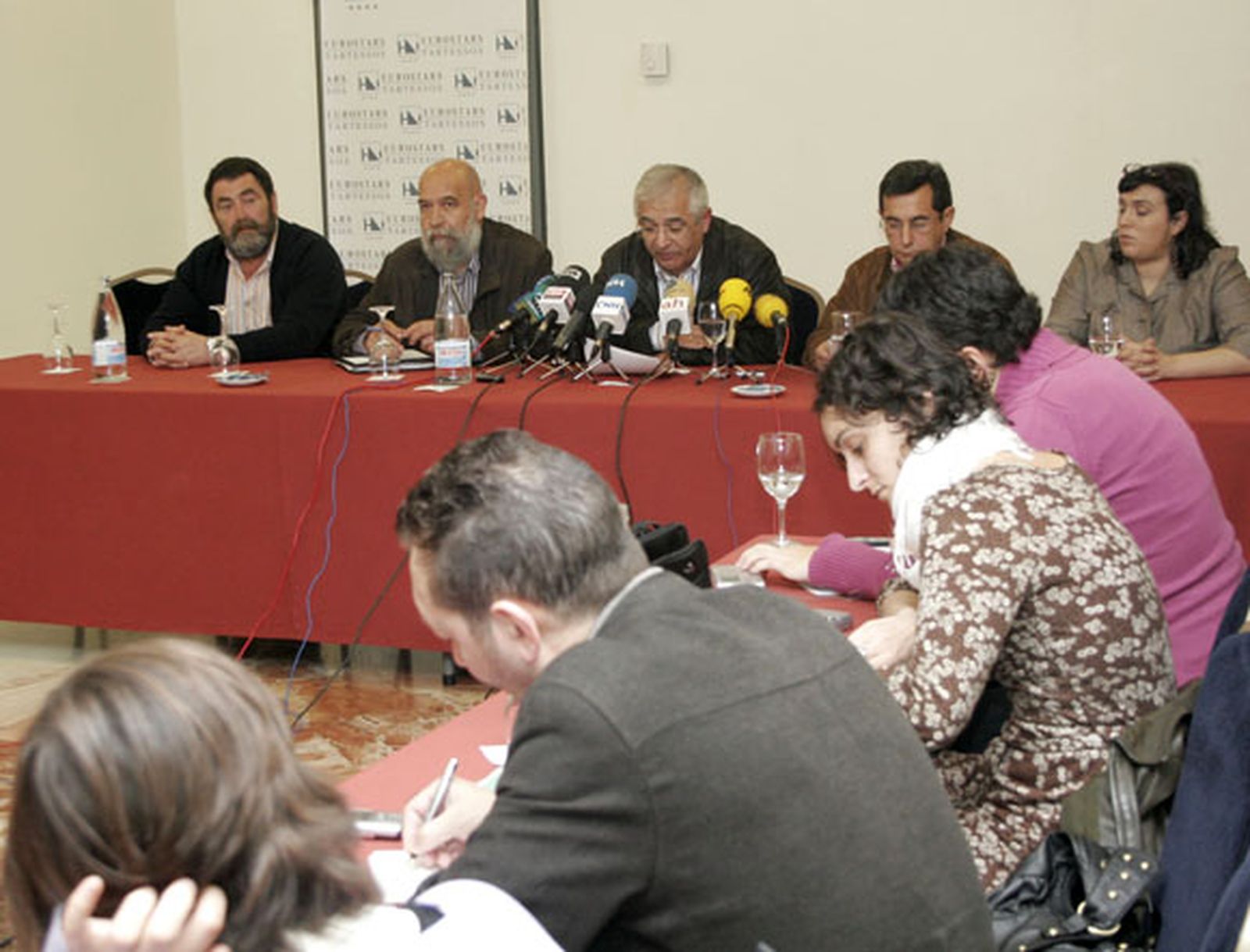 Los ex concejales socialistas presentaron hasta 26 denuncias internas contra la gestión de Beltrán