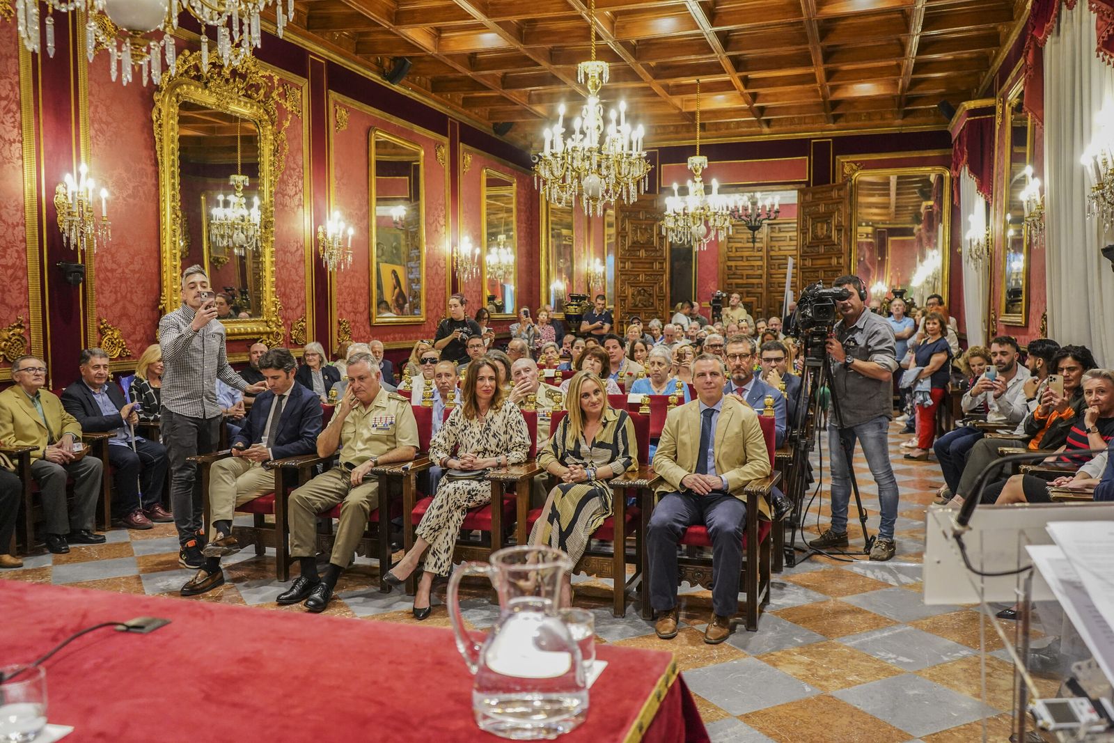 El Corpus se oficializa con el pregón de la mano de Juan Torres Fajardo 'Juan Habichuela'