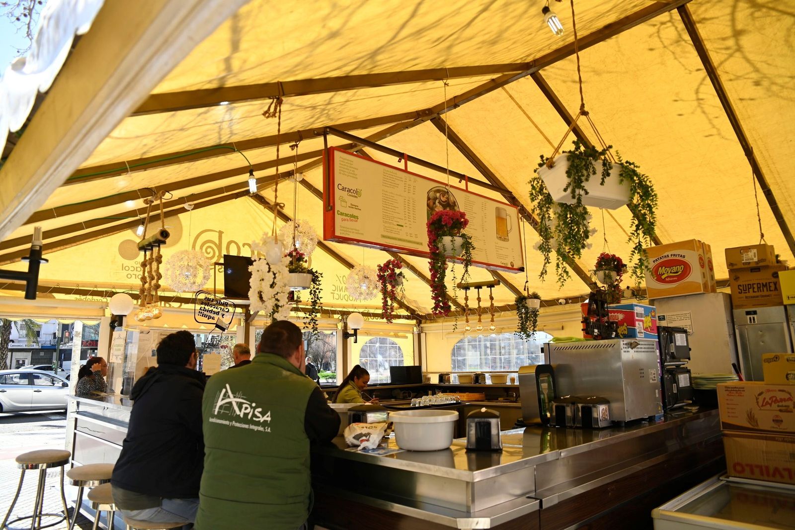 El arranque de la temporada de caracoles en Córdoba, en imágenes