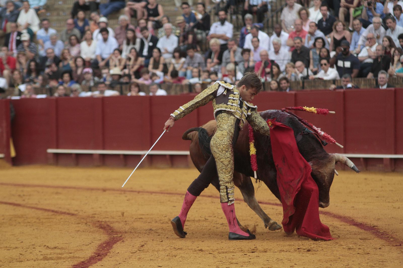 Las imágenes de la decimosexta de abono de La Maestranza