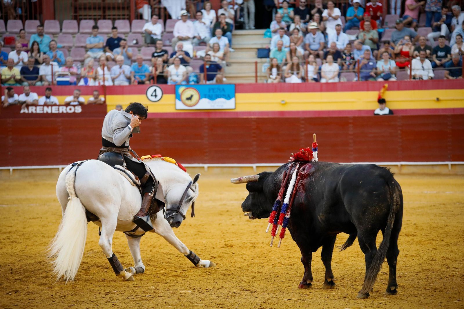 Imágenes de la corrida de toros en Roquetas de Mar