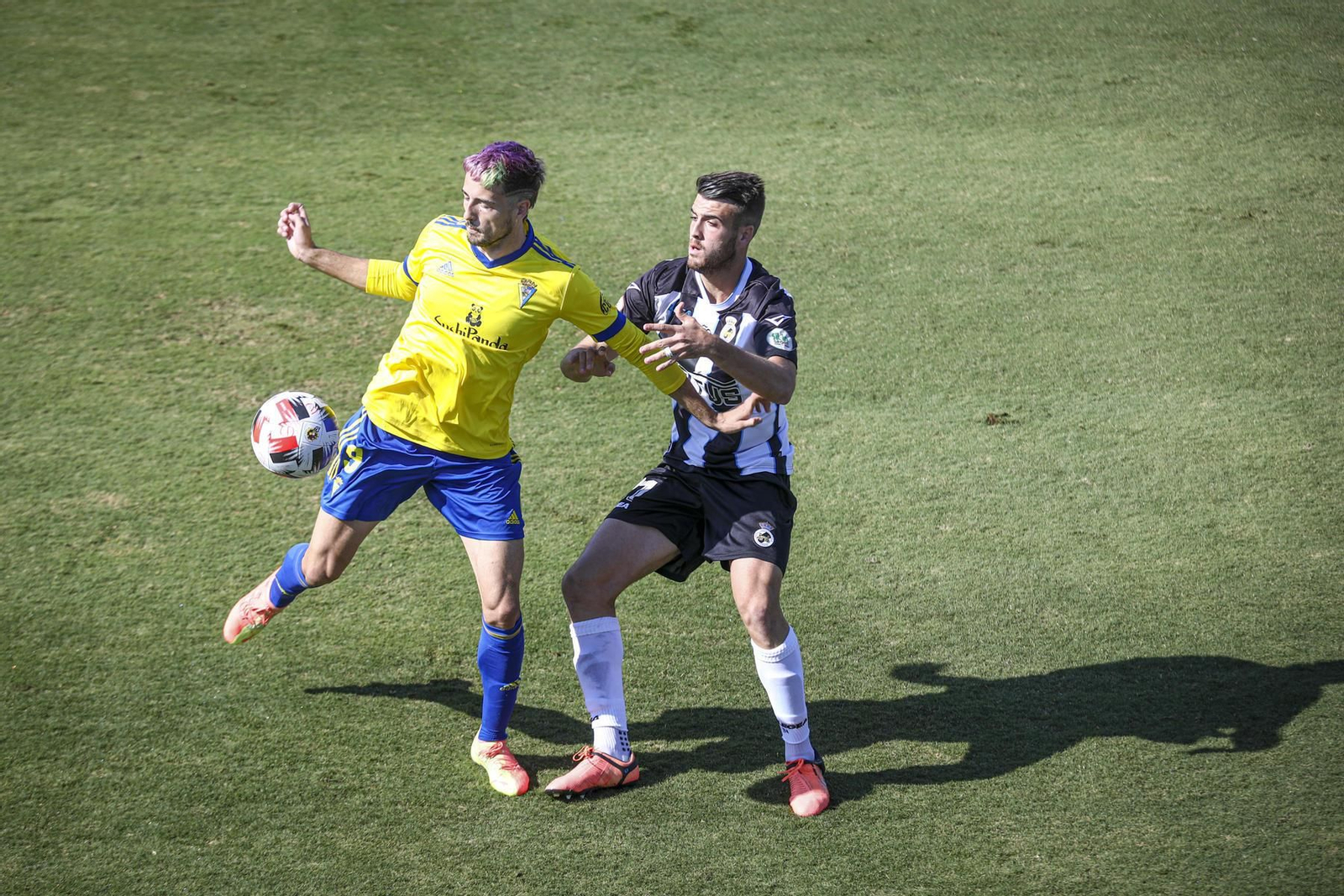 Las mejores fotos del Cádiz B-Real Balompédica (1-2)