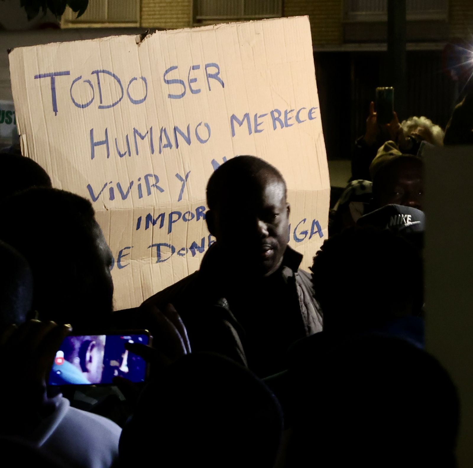 Concentración de senegaleses por la muerte de Mamouth