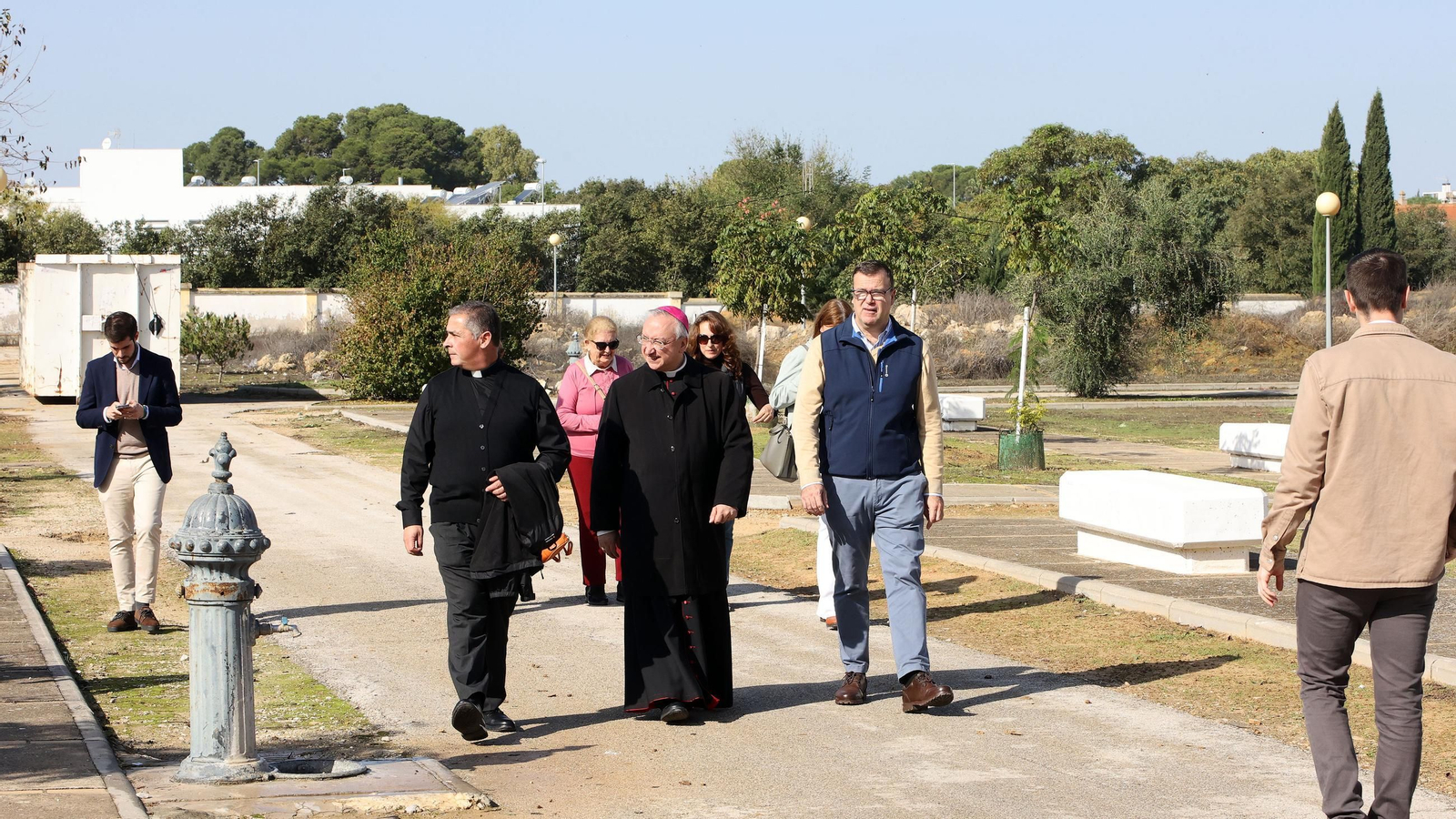 Imágenes del cementerio de Jerez en el Día de los Fieles Difuntos