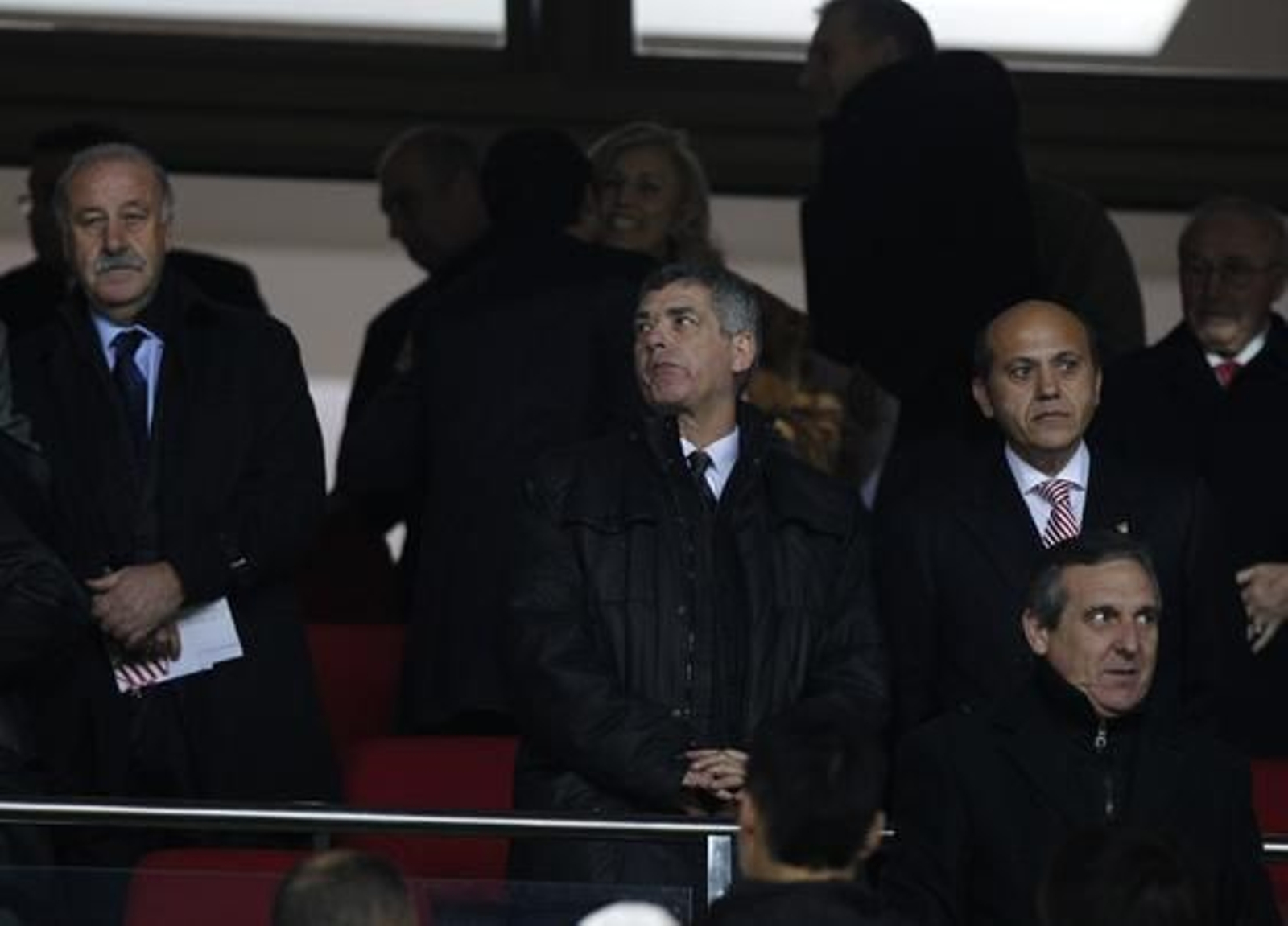 El Sevilla no puede remontar al Valencia en el Sánchez Pizjuán y queda eliminado de la Copa del Rey (2-1). / Antonio Pizarro