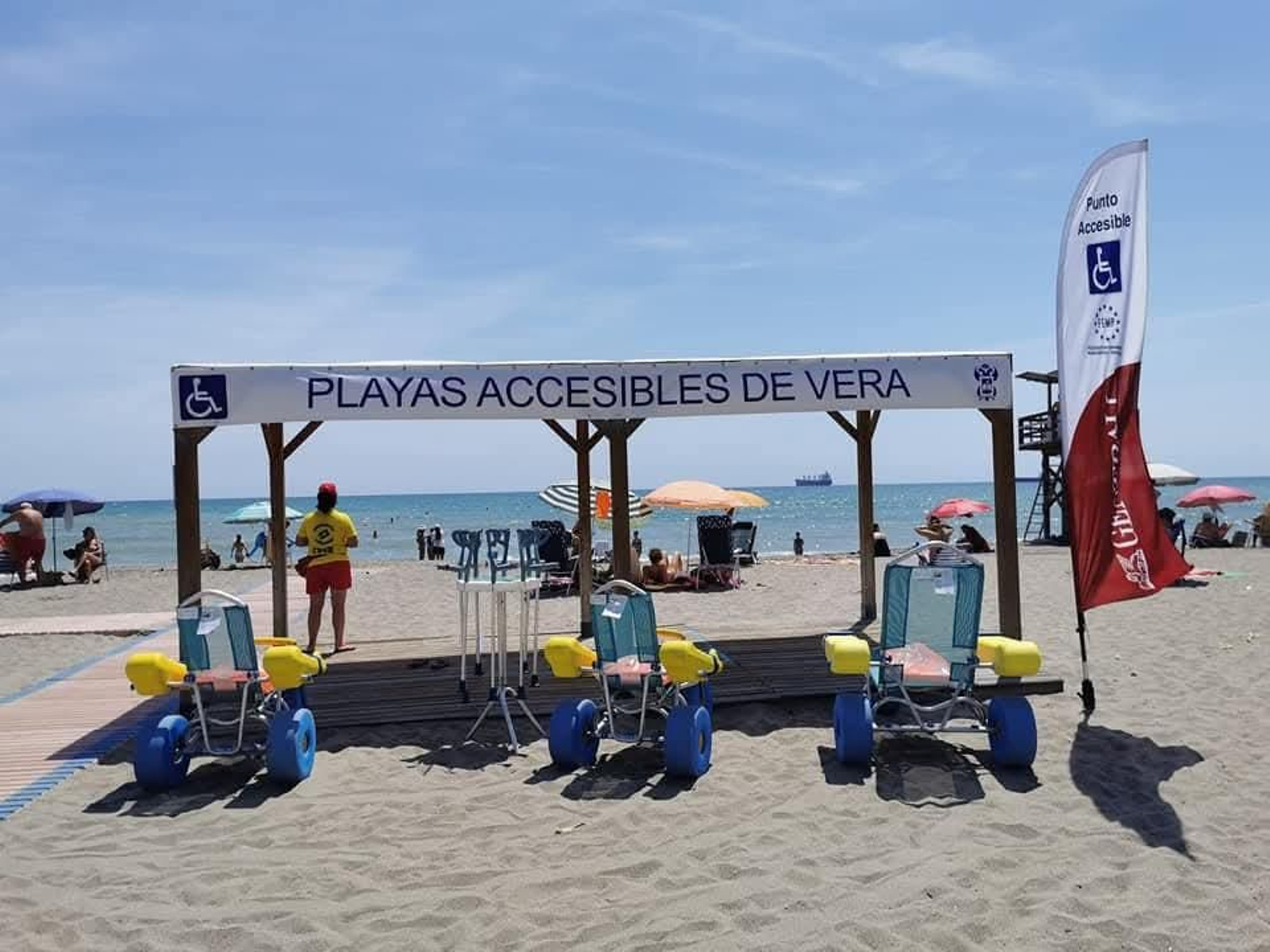Uno de los puntos accesibles en las playas de Vera.