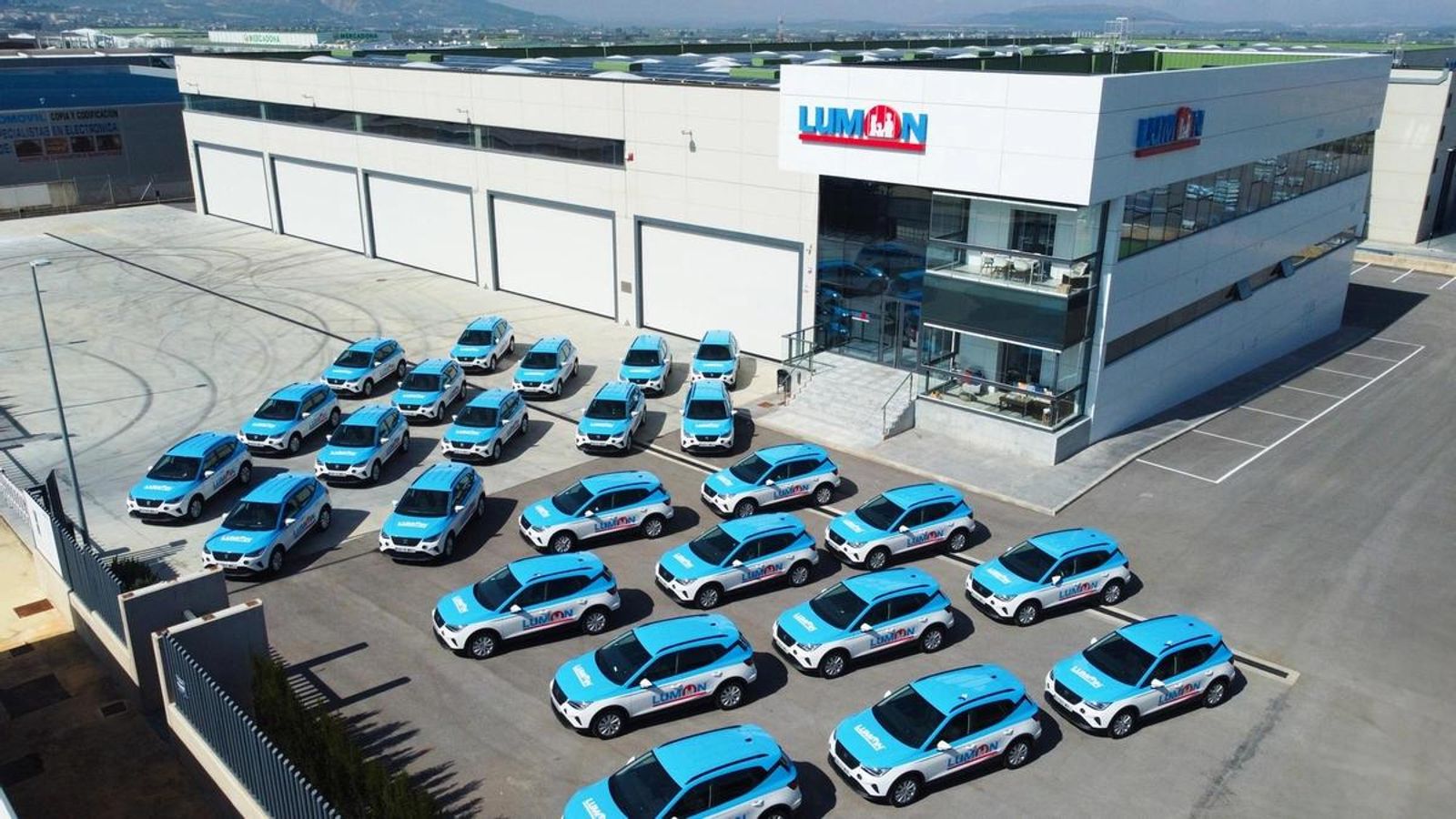 Nueva fábrica de Lumon en el polígono industrial Nueva fábrica de Lumon en el polígono industrial