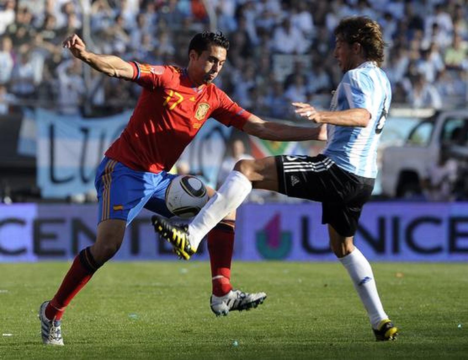 España cae goleada ante Argentina en el Monumental de Buenos Aires. / AFP