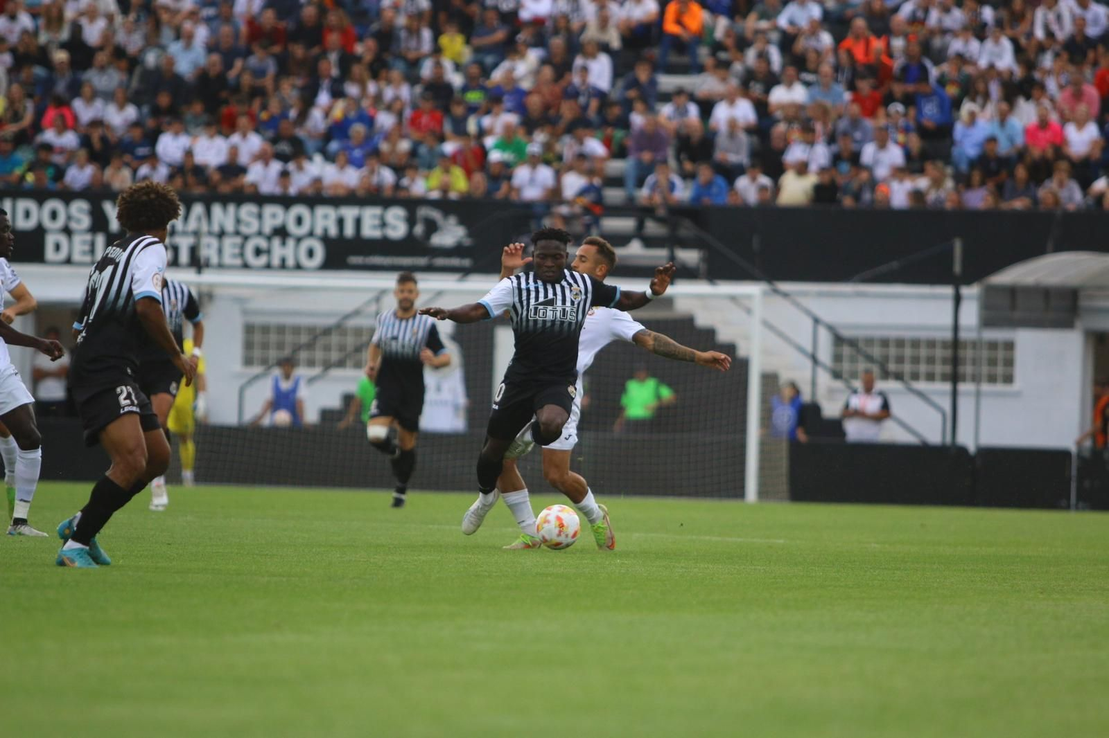 Las fotos del descenso de la Balona en Ceuta