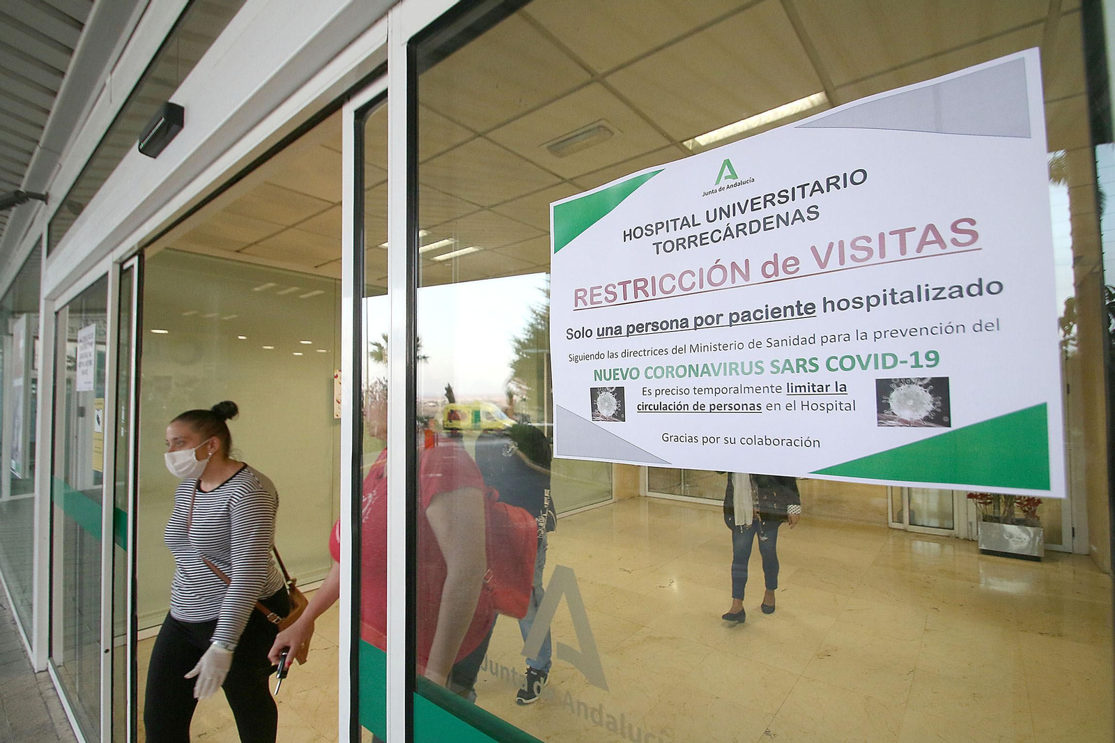 Los hospitales están desarrollando importantes medidas de restricción al paso por prevención.