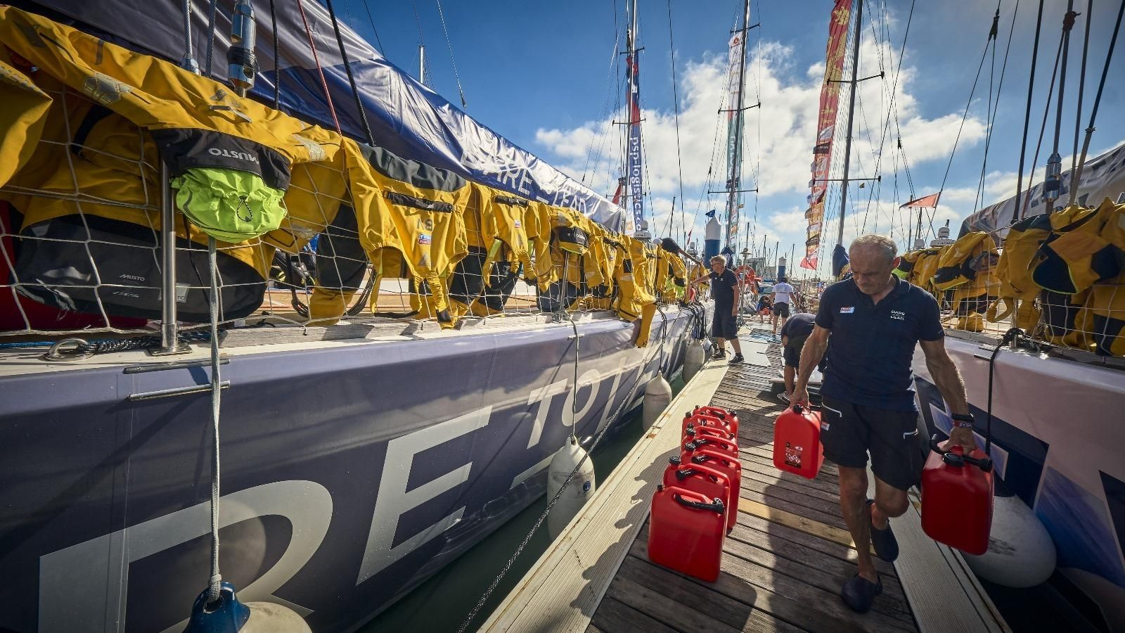 La Clipper Race llega a Puerto Sherry