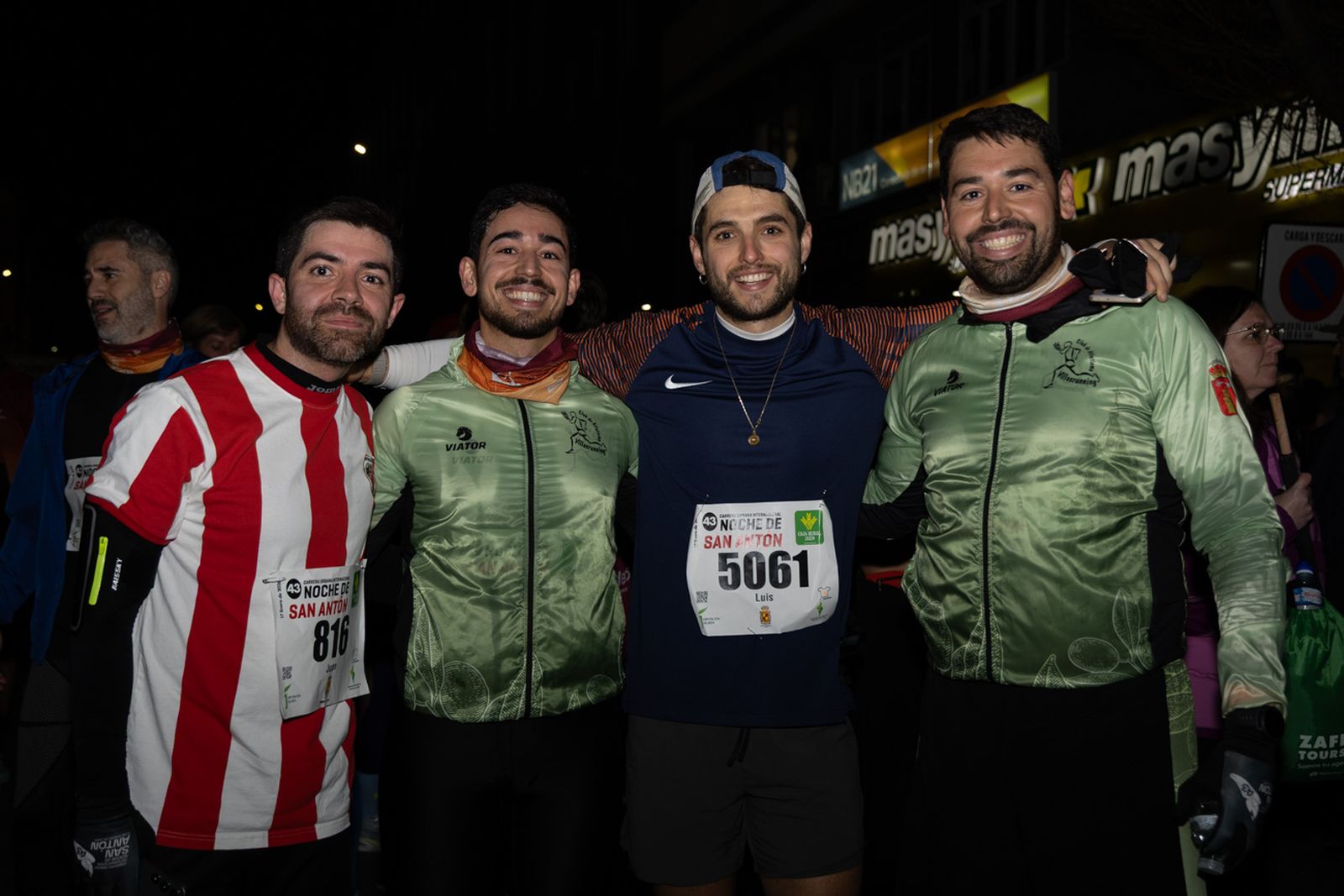 En imágenes: búscate en tu llegada a meta de la Carrera de San Antón 2026 (III)