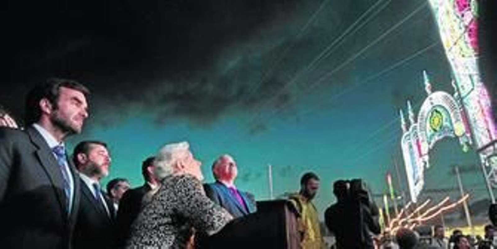 Anoche quedaba inaugurada la Feria de Primavera 2014, dedicada a los Estados Unidos de América.