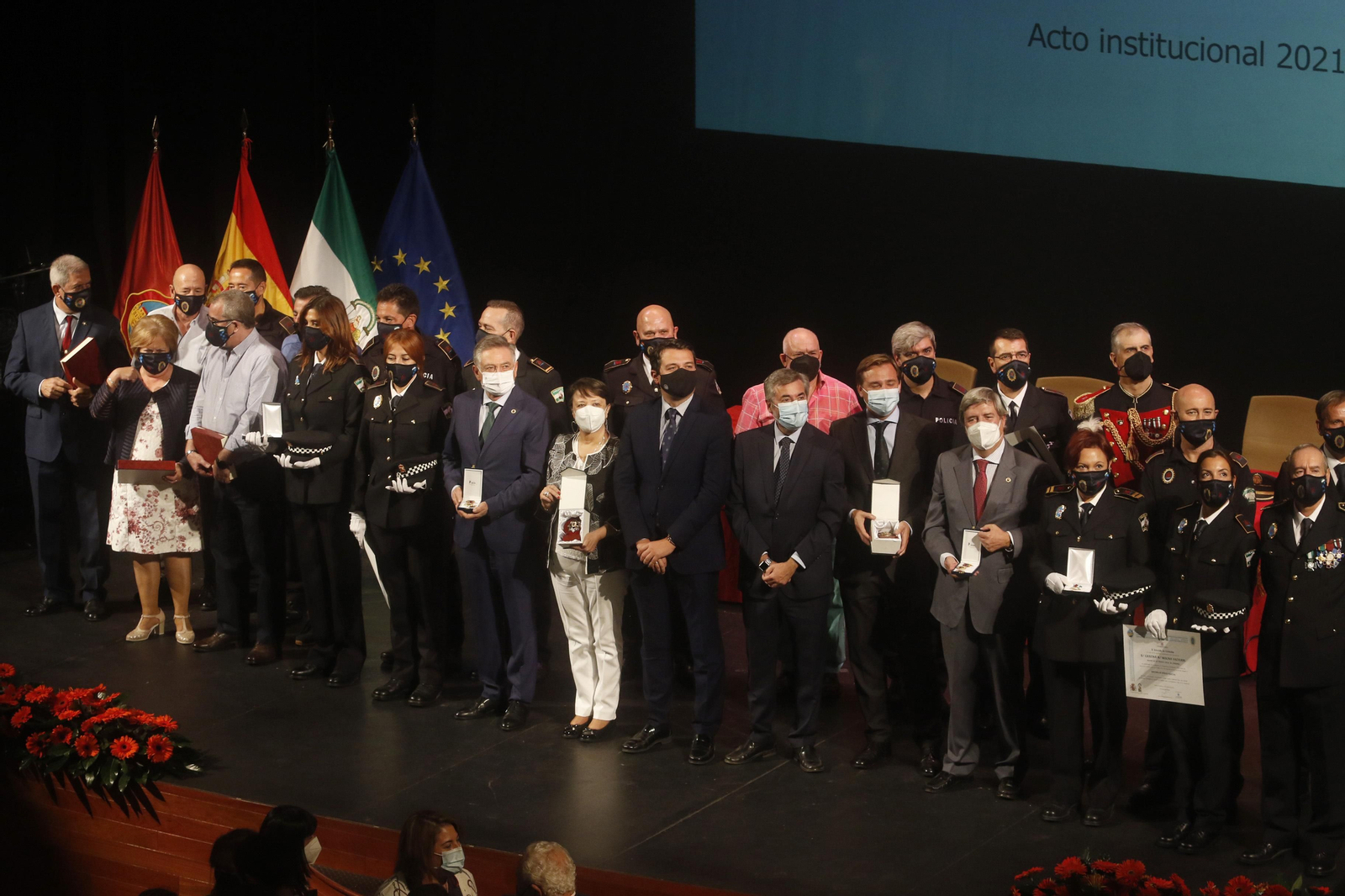 Las fotografías del acto de la Policía Local de Córdoba por el día de San Rafael
