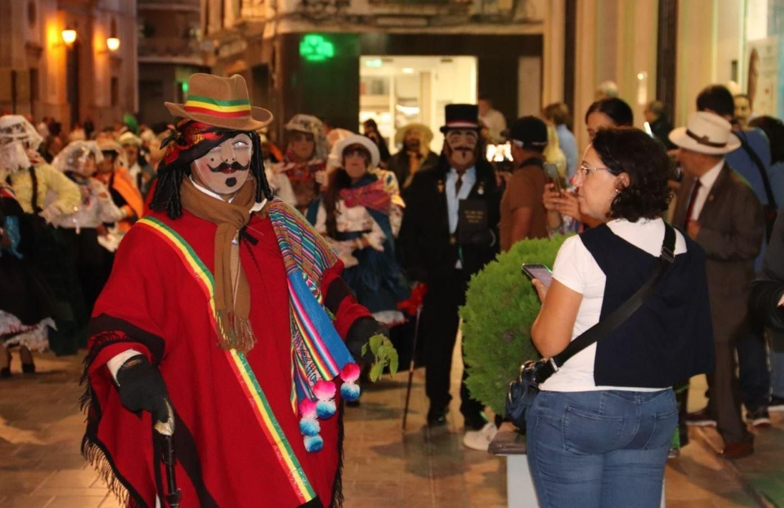 La Tunantada peruana recorre las calles de Montilla, en imágenes