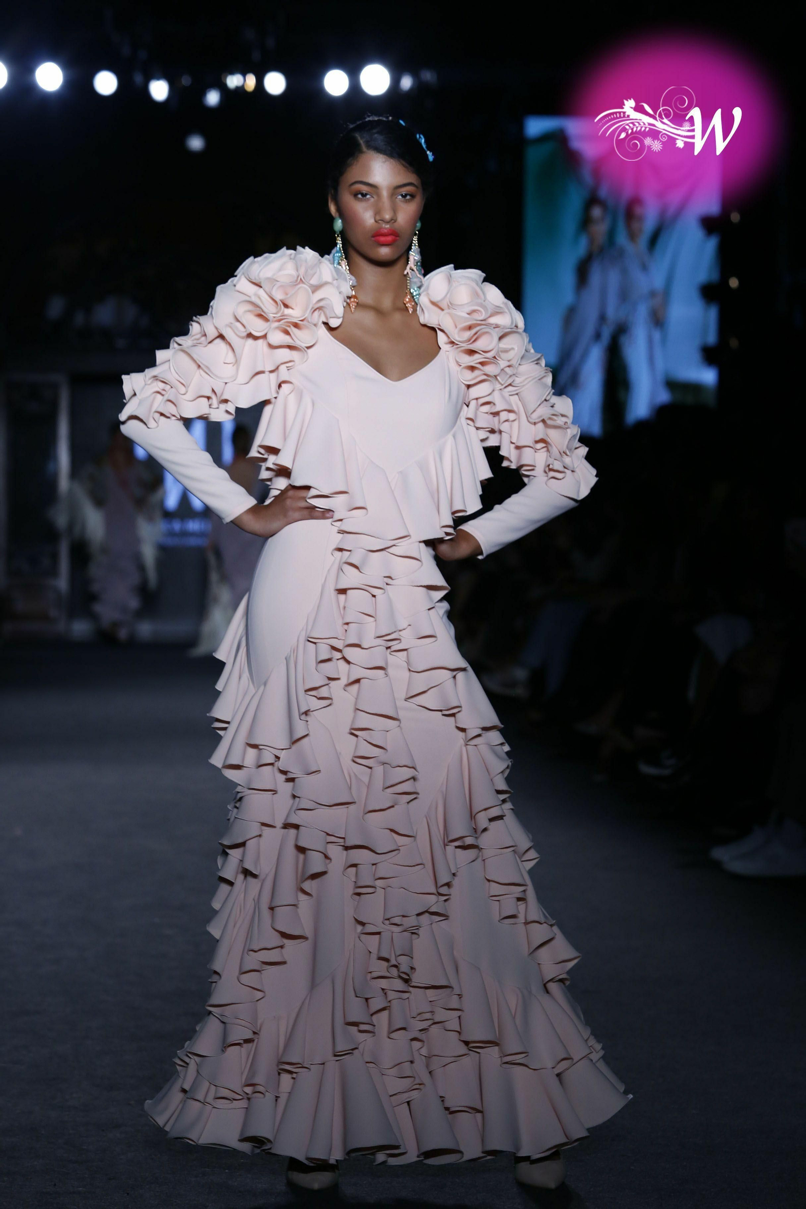 Mónica Méndez presenta su colección 'Pleamar' en We Love Flamenco 2020, todas las fotos del desfile