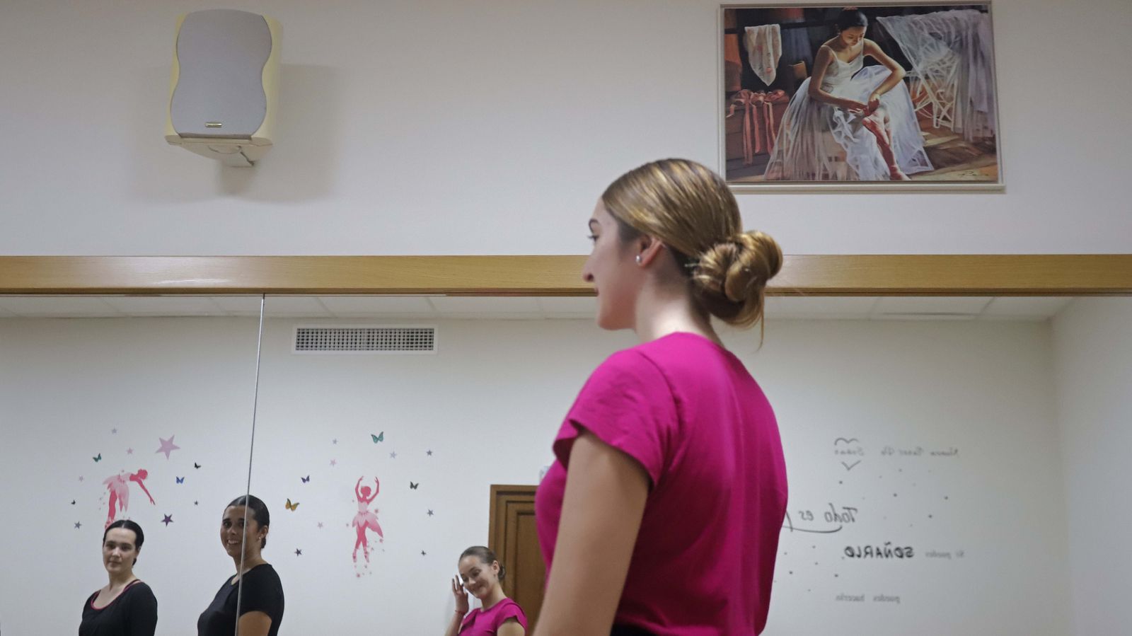 Fotos de la Academia de Baile Eva en La Línea