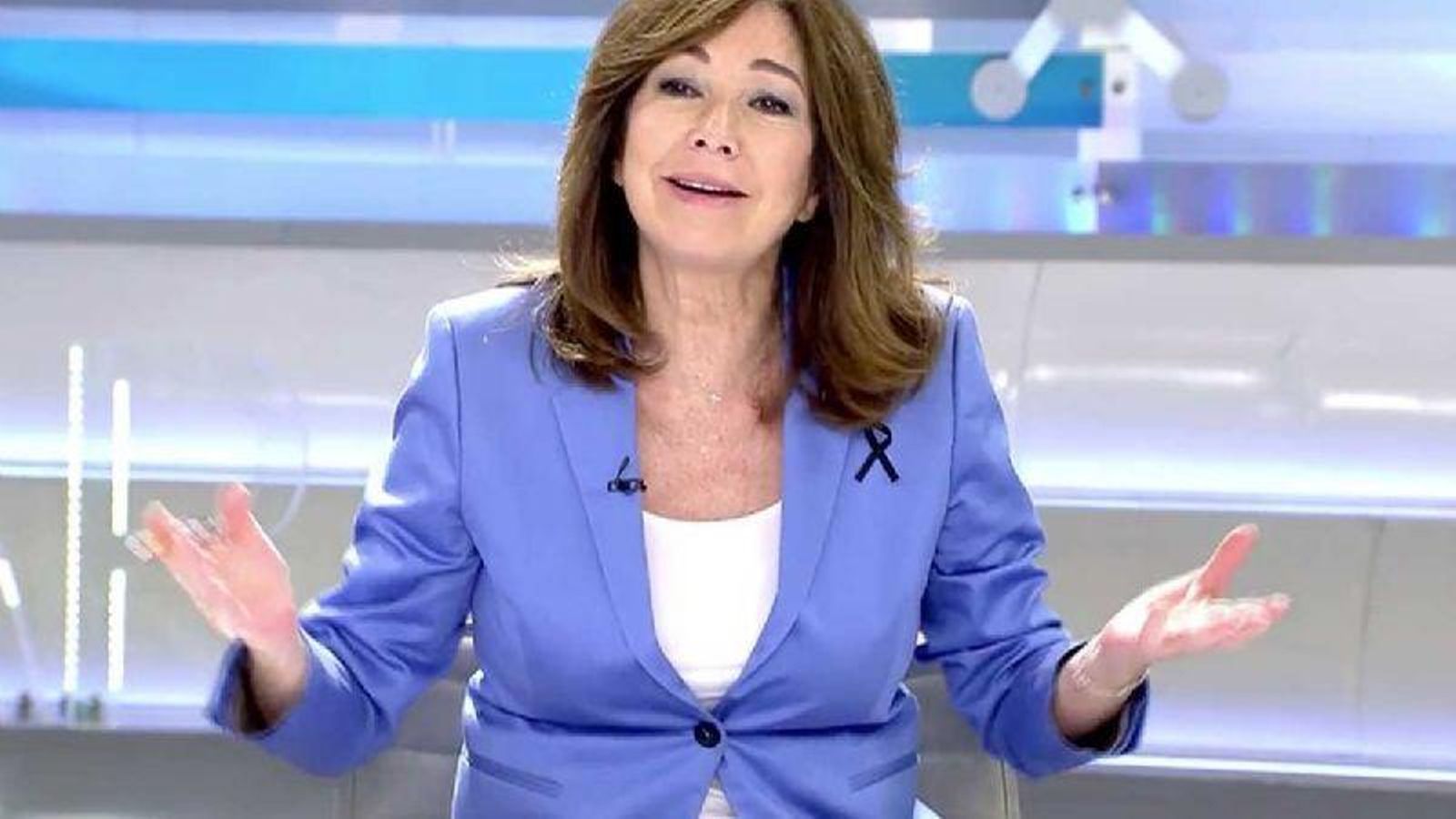 Ana Rosa, en el plató de su programa.