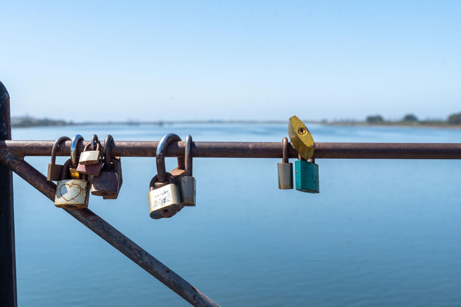 El Muelle de Riotinto y el Paseo de la Ría, lugares con encanto en la capital