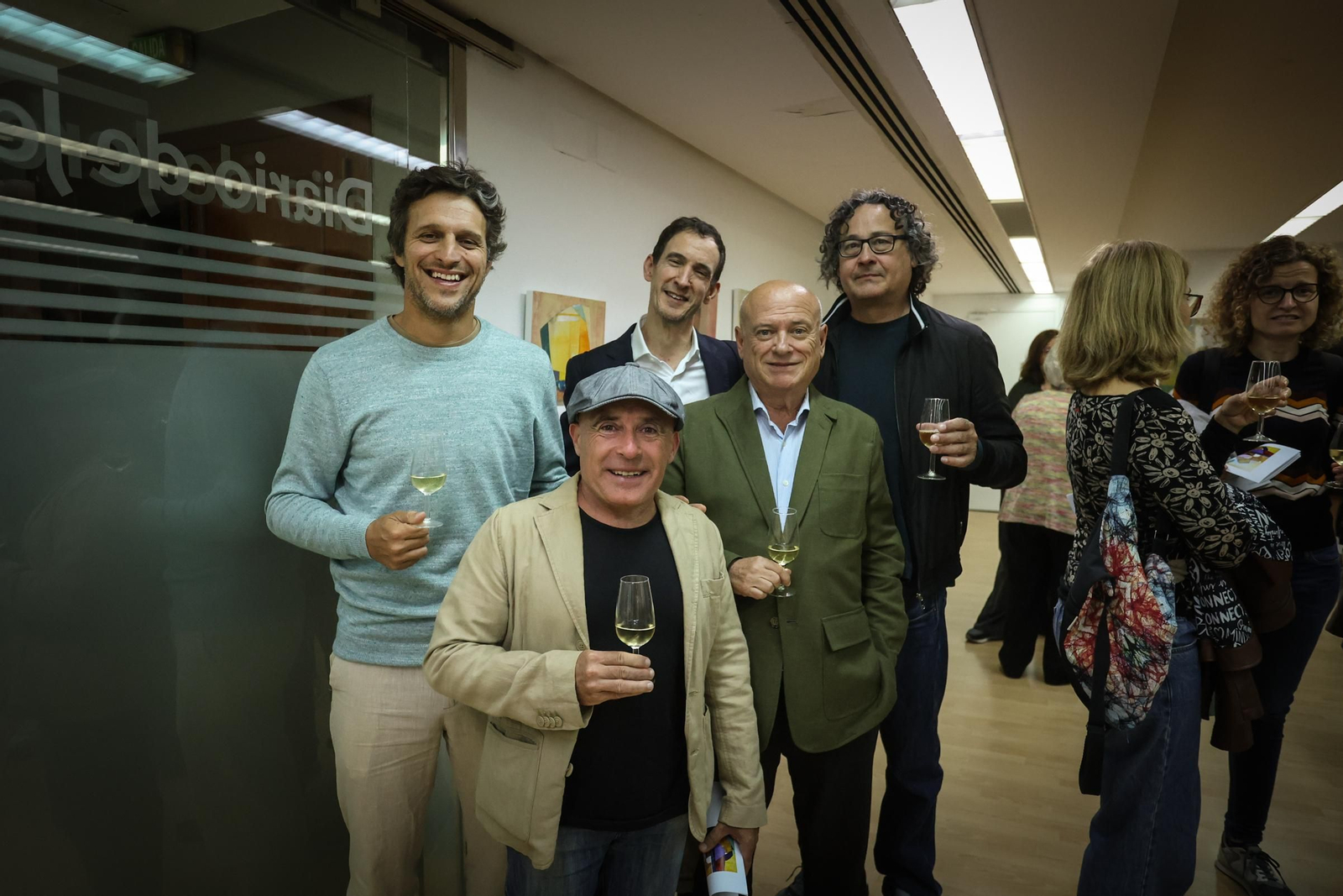 Imágenes de la inauguración de la exposición de Pepe Márquez en la sala ArteAdiario