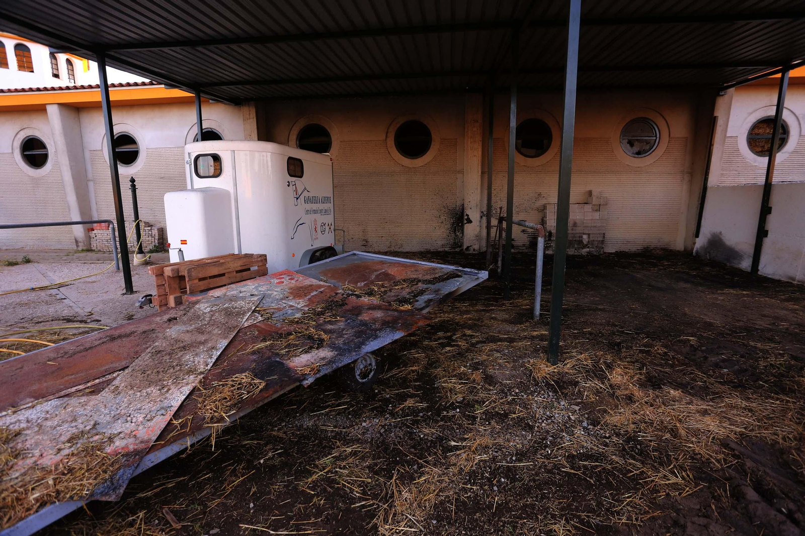 Incendio en el Centro Hípico de Chapín