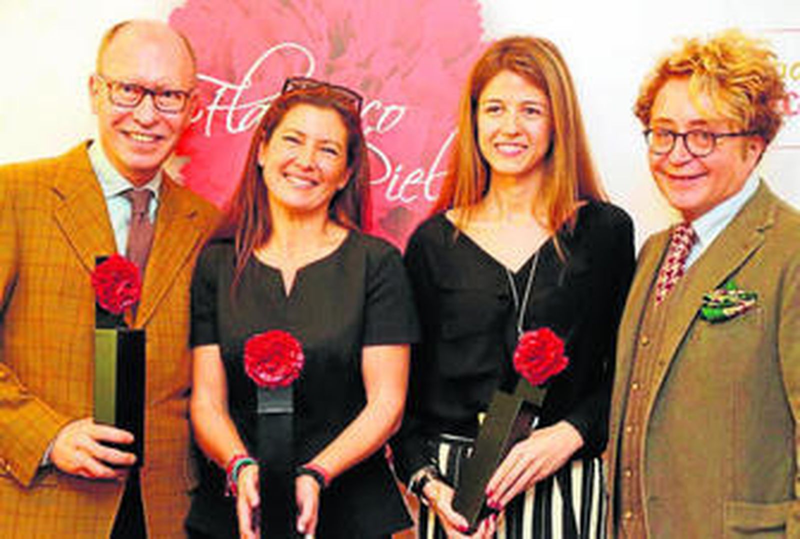 José Luis Medina, Sara Baras, Carmen Catasus (redactora jefe revista 'Hola Fashion') y José Víctor Rodríguez.