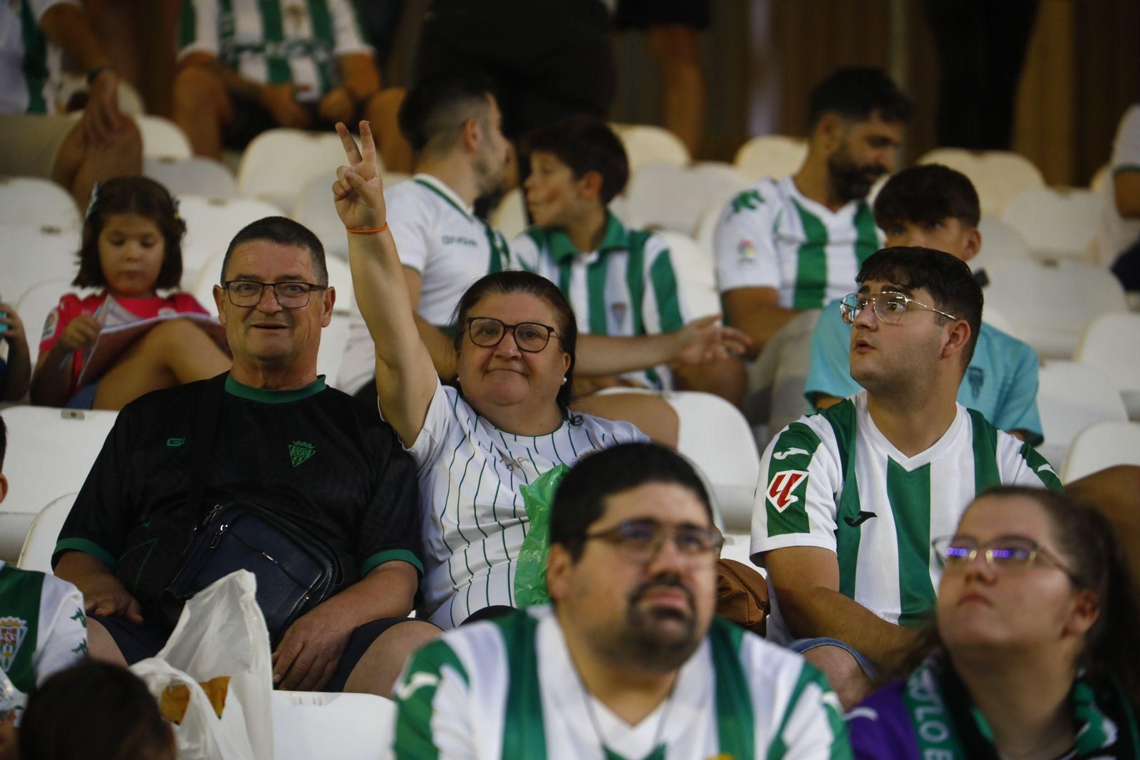 Las mejores fotos del intenso Córdoba CF - Málaga en El Arcángel