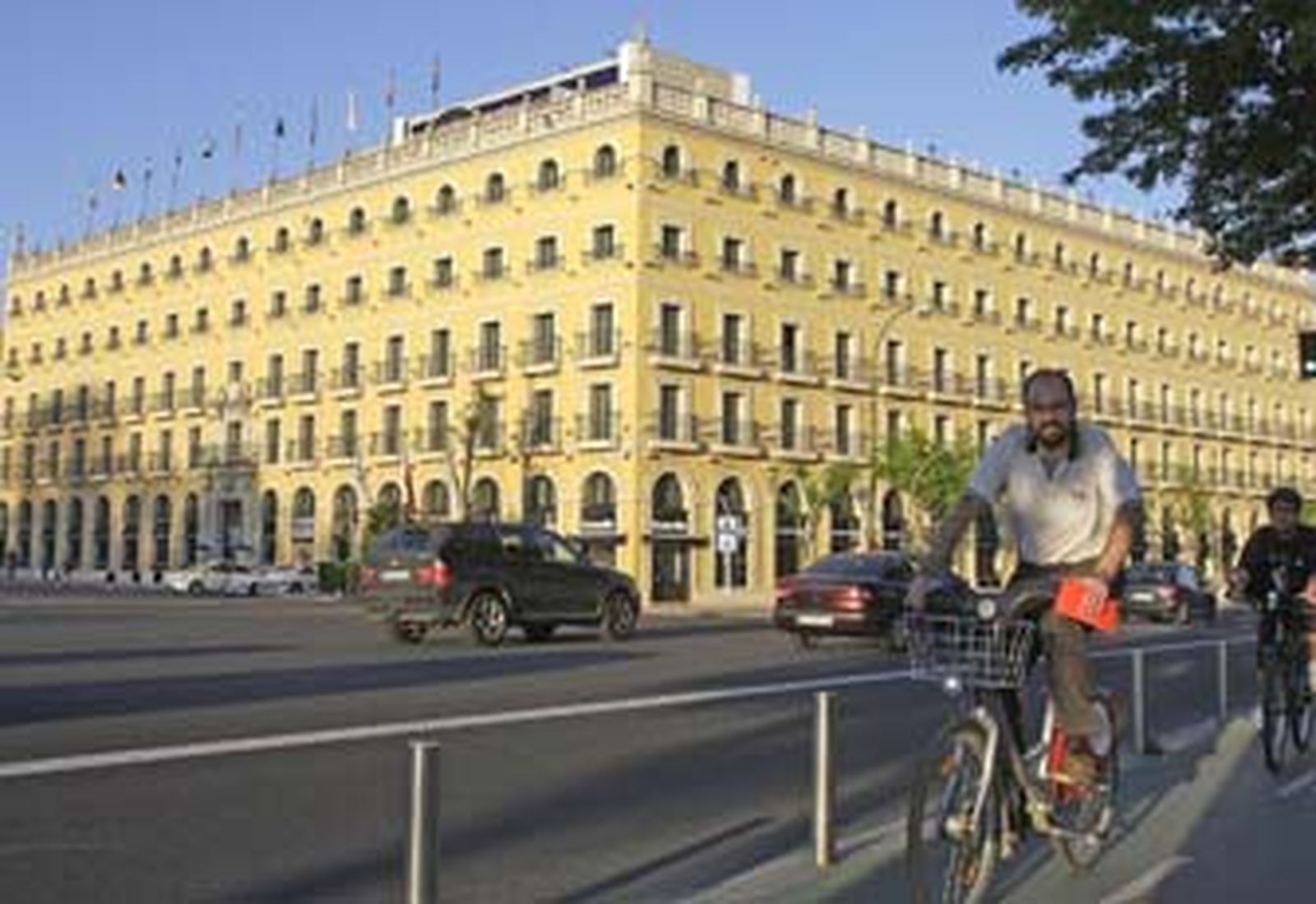 La acusación pide nueve años por el brote de legionela del Macarena