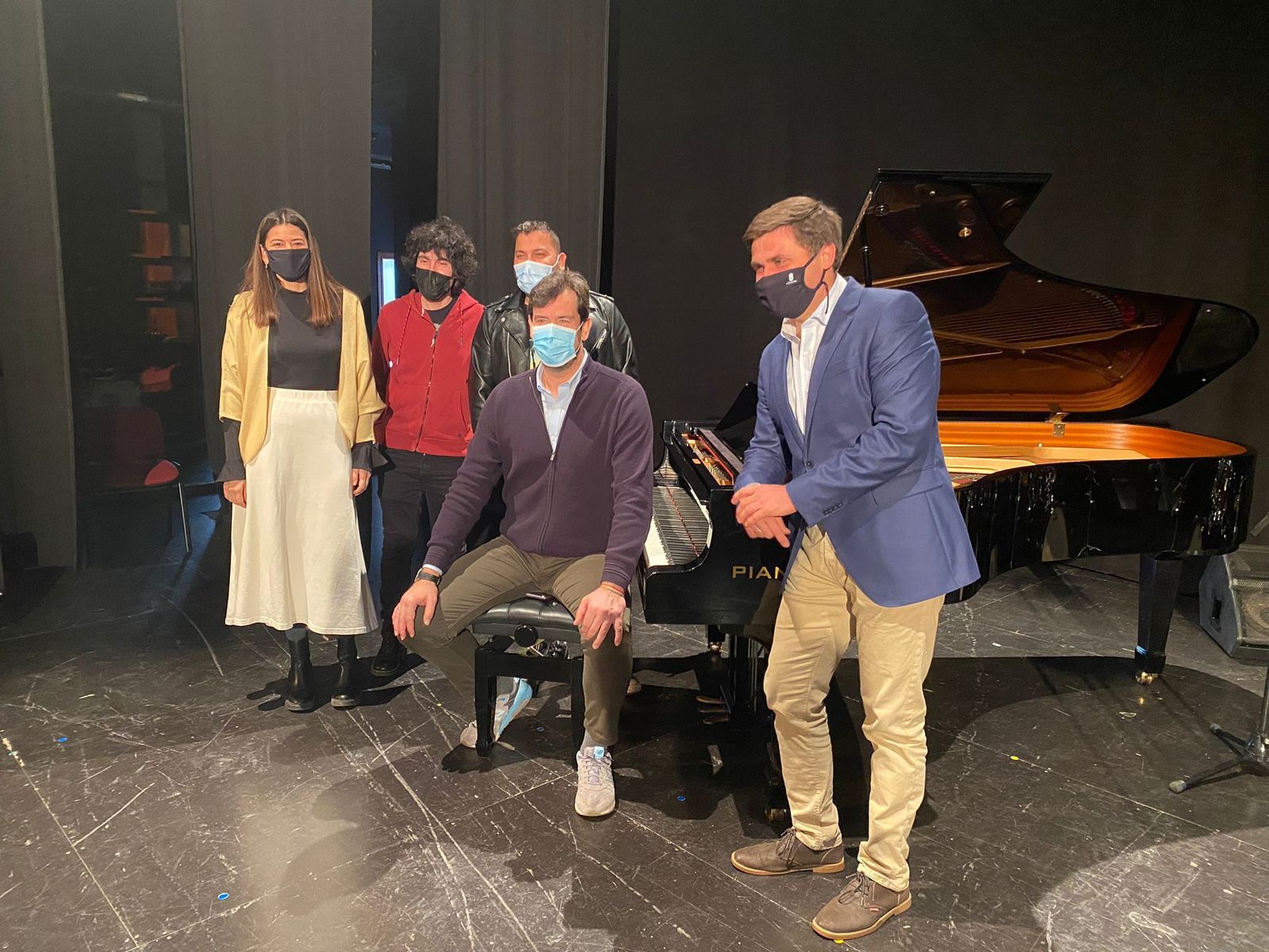 Artistas 'Made in Roquetas' durante todo el mes de mayo