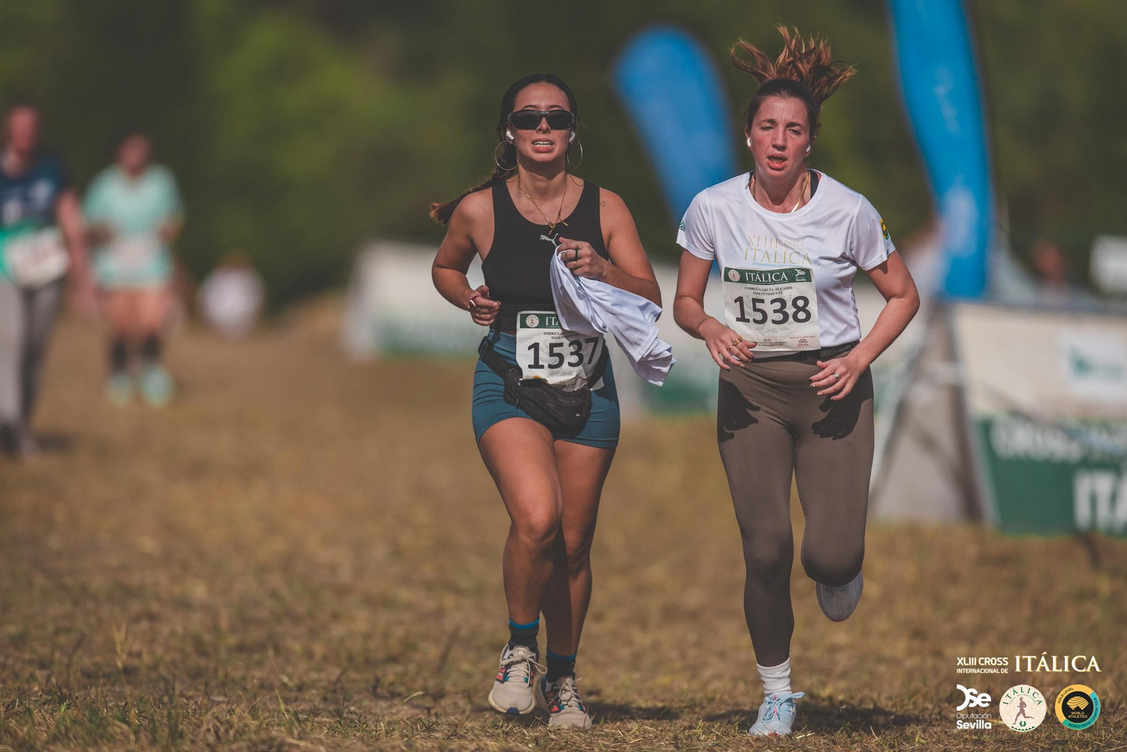 Búscate en las fotos del Cross de Itálica 2025 | 1