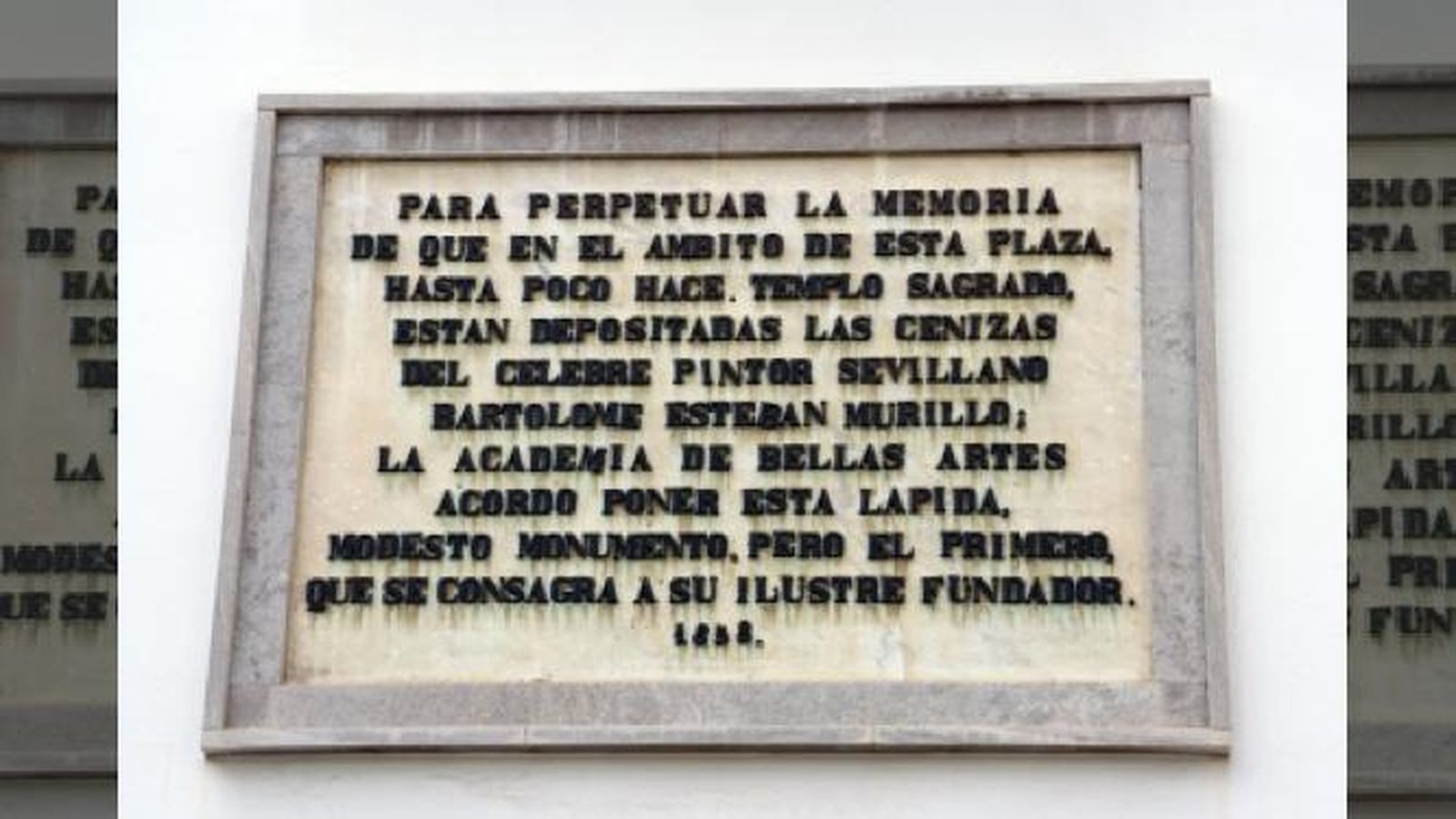 Placa de la plaza de Santa Cruz