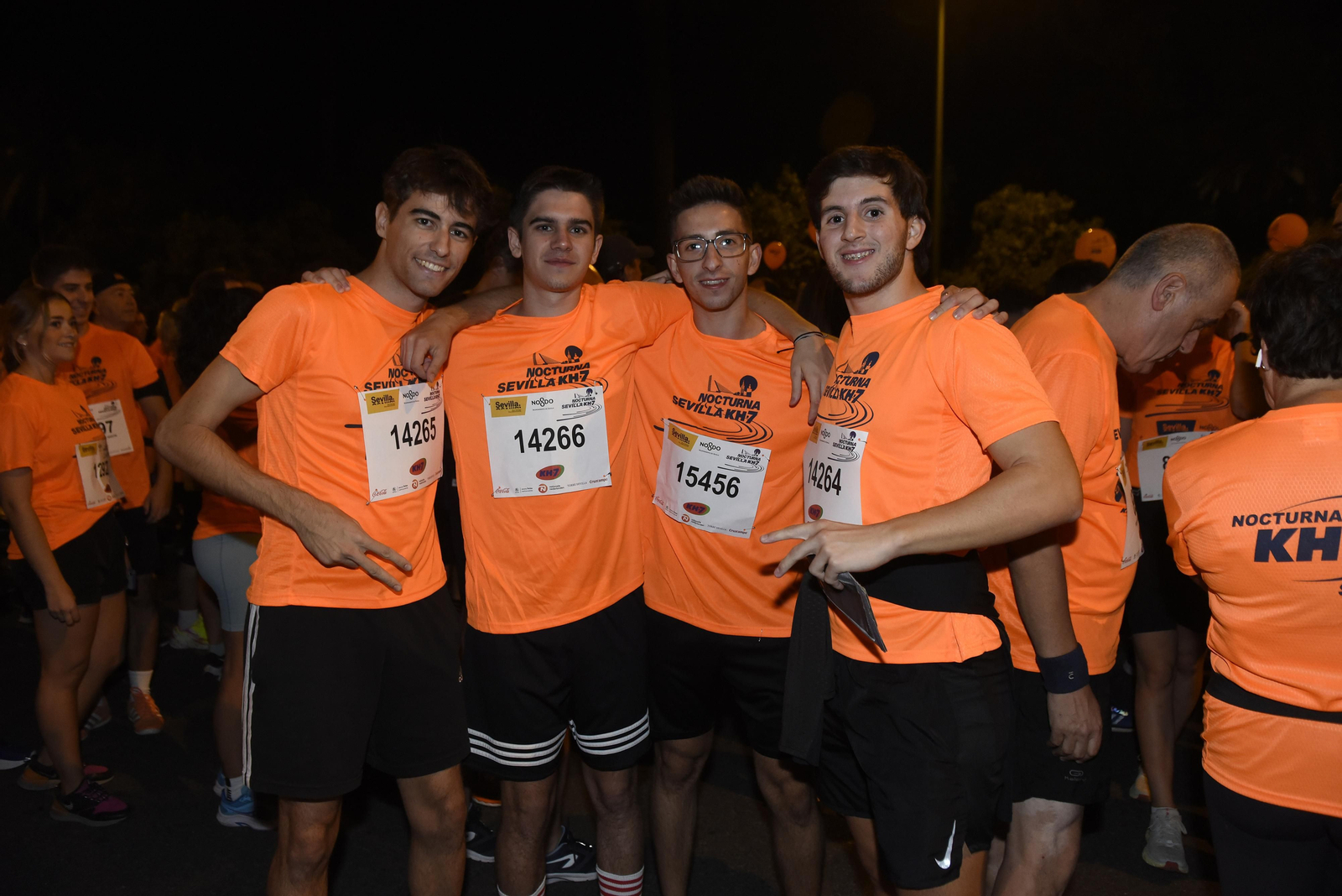 Búscate en la Carrera Nocturna
