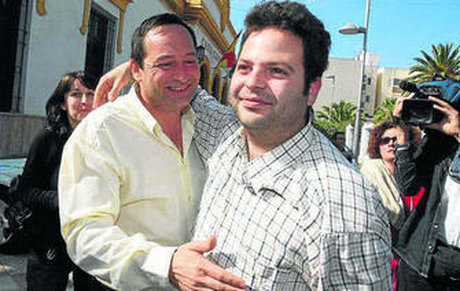 El exalcalde, Cándido Trabalon, junto al exedil de Urbanismo, Manuel Tijeras.