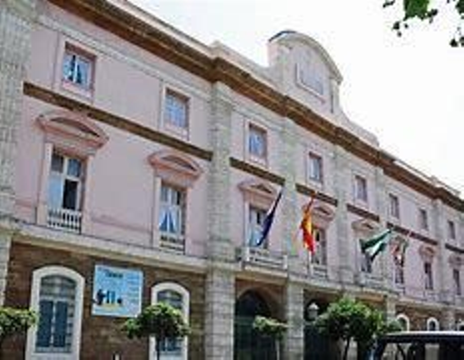 Una imagen de la sede de la Diputación provincial, en Cádiz.