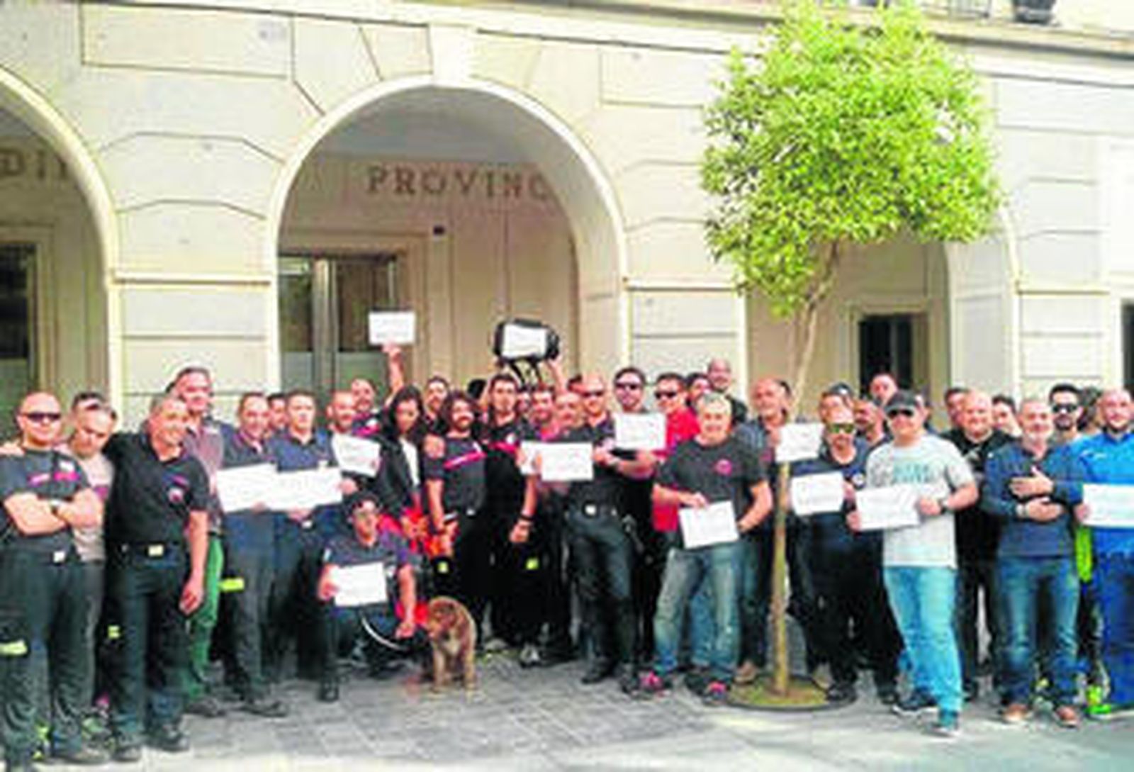 Concentración de apoyo a Evaristo Pérez, convocada el pasado jueves por el SAB.