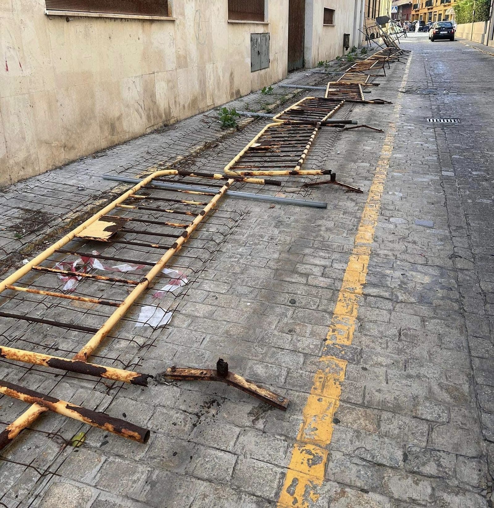 Ahí está viendo pasar el tiempo