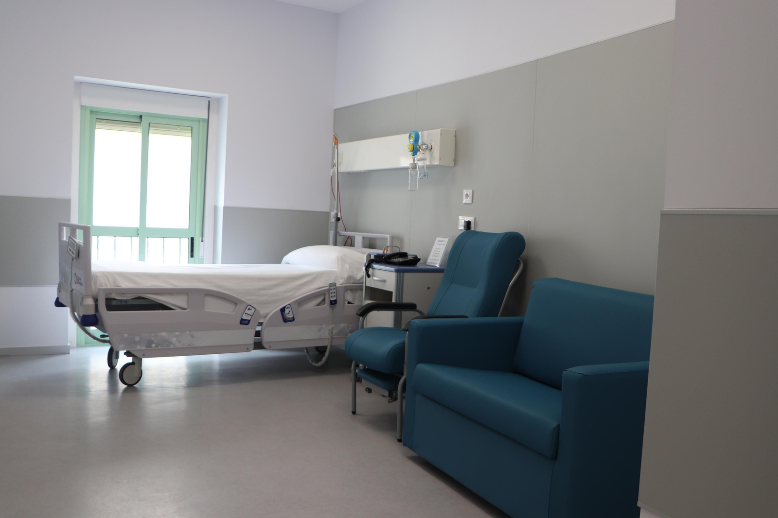 Una de las habitaciones recientemente reformadas en el Hospital HLA La Salud.