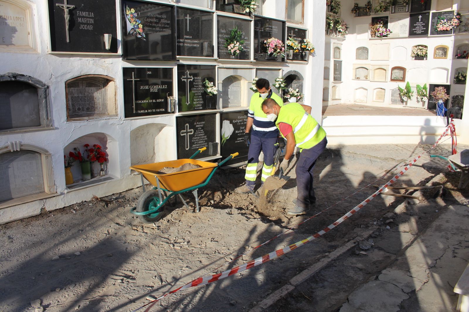 Costa de Granada: Motril inicia la mejora del primer patio del Cementerio Municipal
