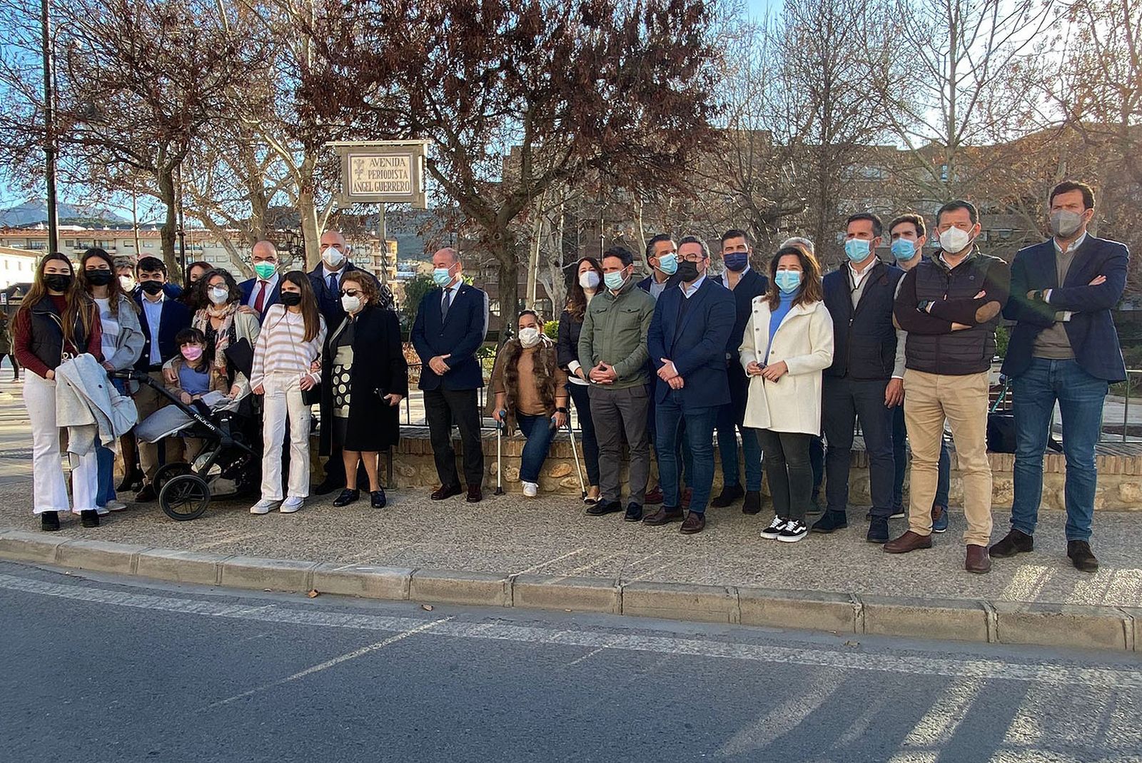 Acto de descubrimiento de la placa.