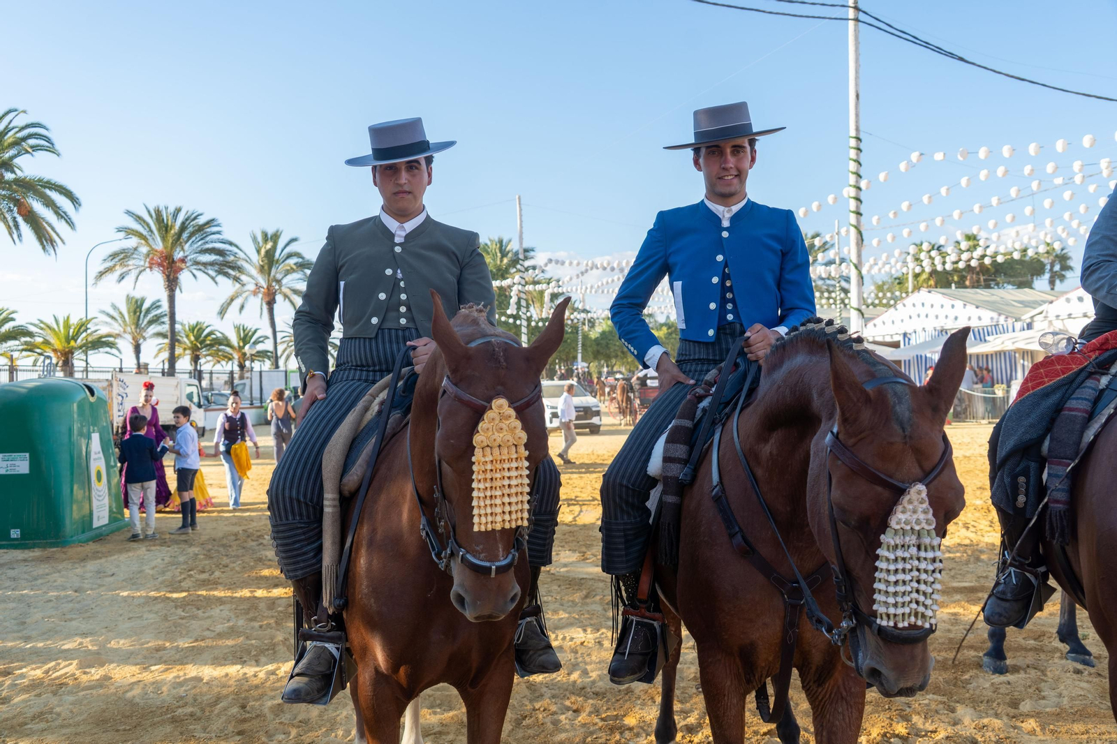 Imágenes del ambiente nocturno del 11 de octubre en la Feria del Caballo 2025