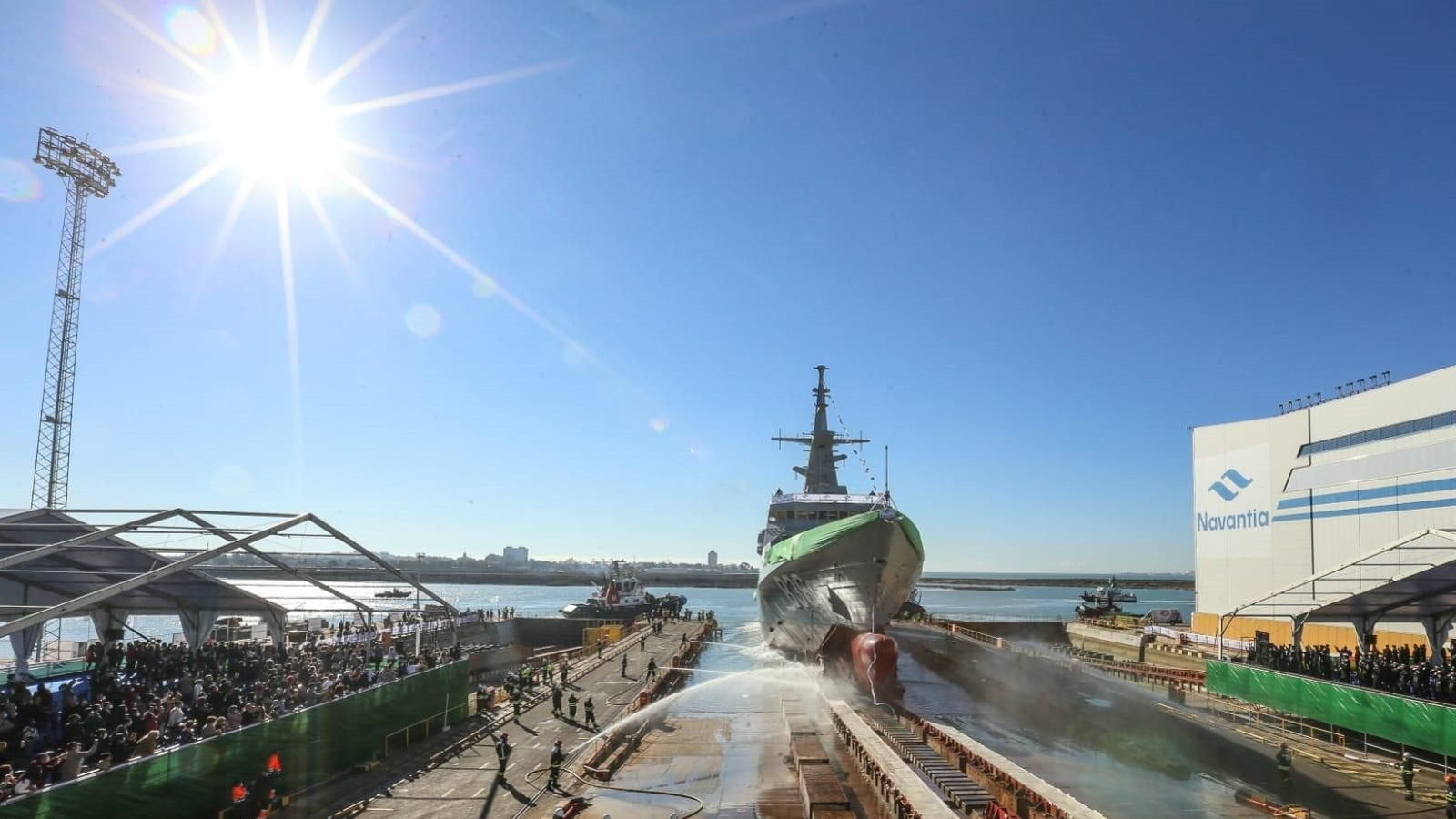 Así ha sido la botadura de la corbeta 'Unayzah' en Navantia San Fernando