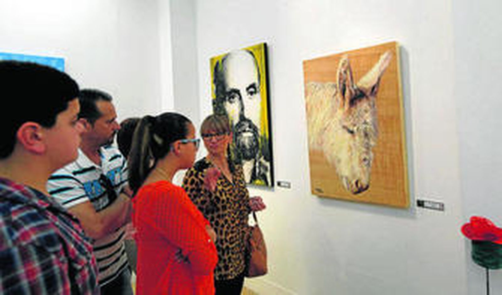 Distintos momentos de la jornada inaugural de la exposición.