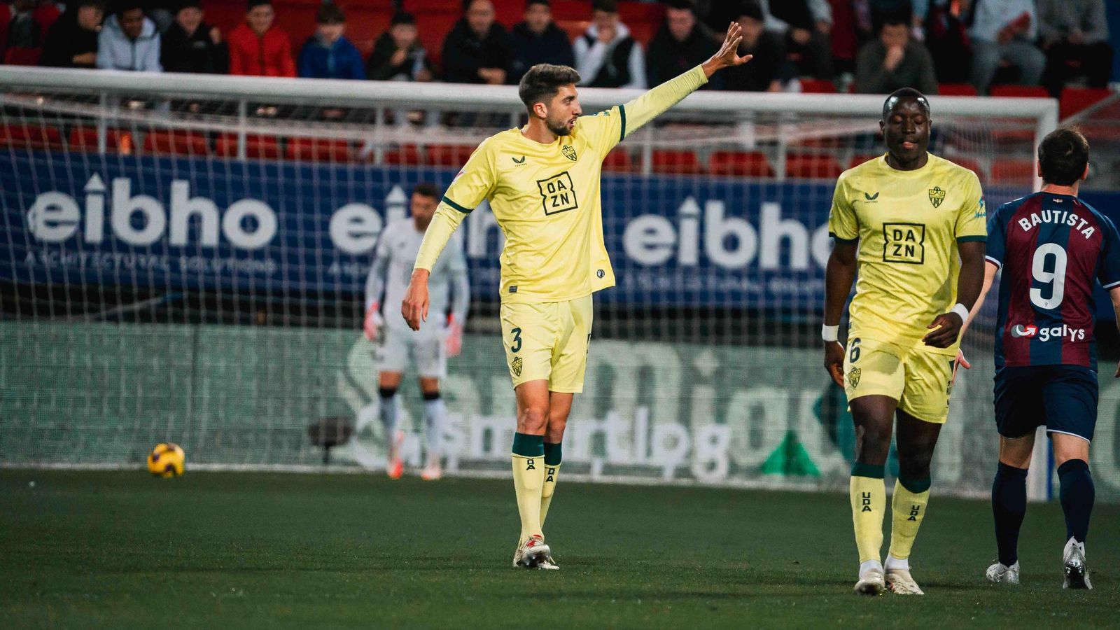 Édgar no cuajó su mejor partido en Ipurúa