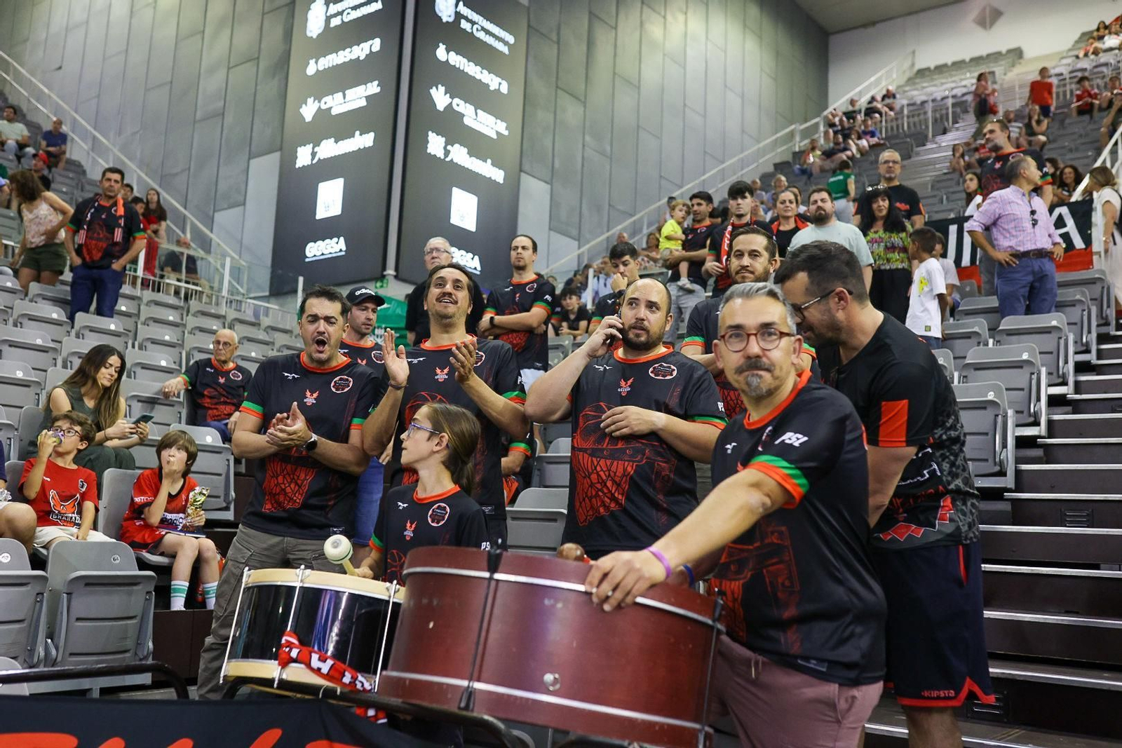 Encuéntrate en la grada del Palacio en el último partido del Covirán Granada