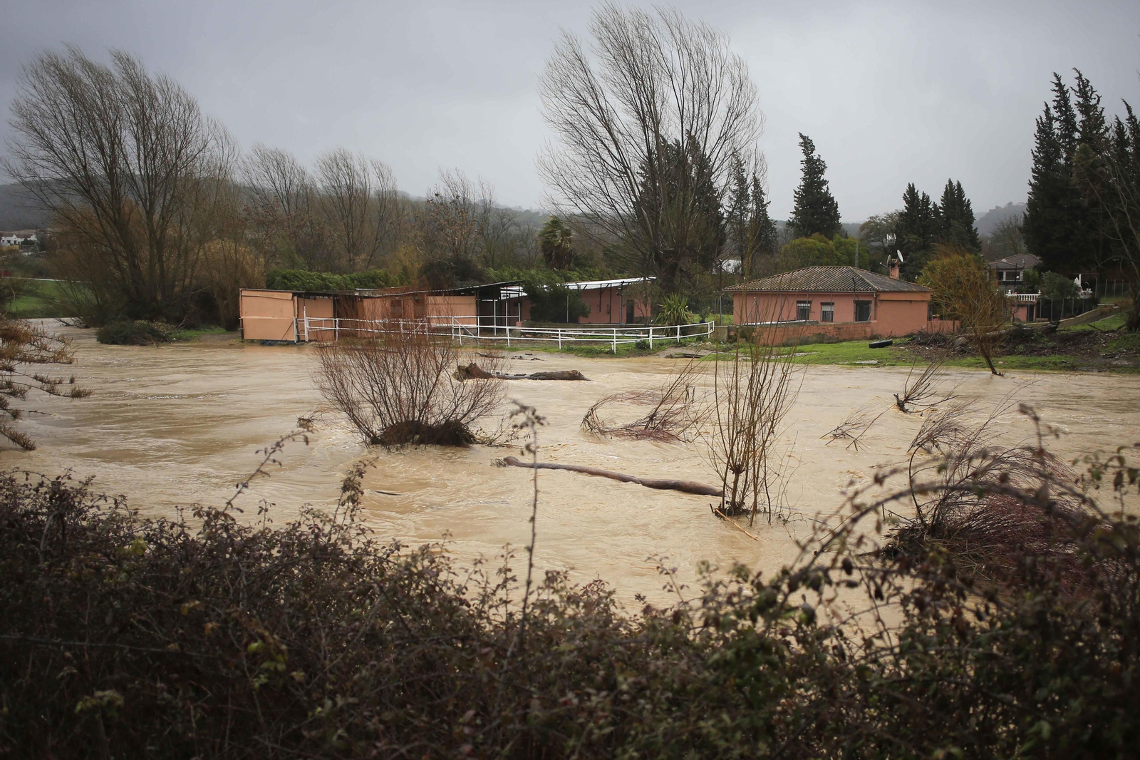 Temporal de viento y lluvia en la provincia