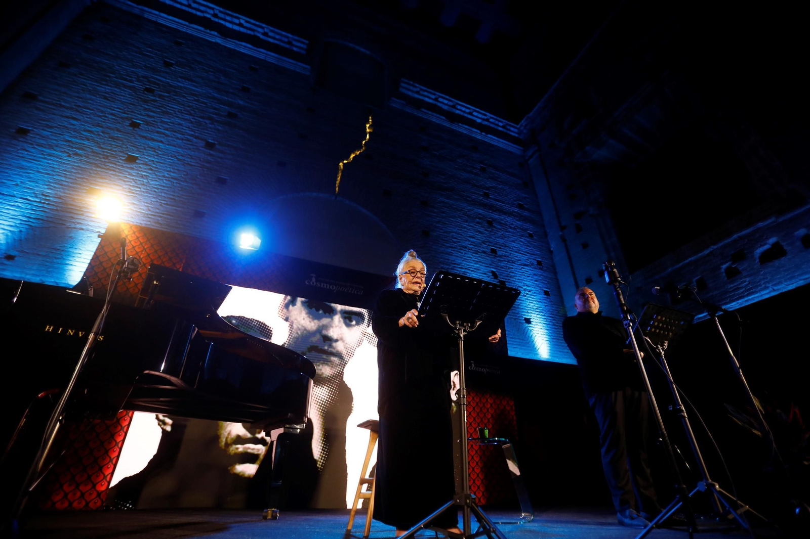 El homenaje de Lola Herrera a sus poetas predilectos en Cosmopoética, en imágenes