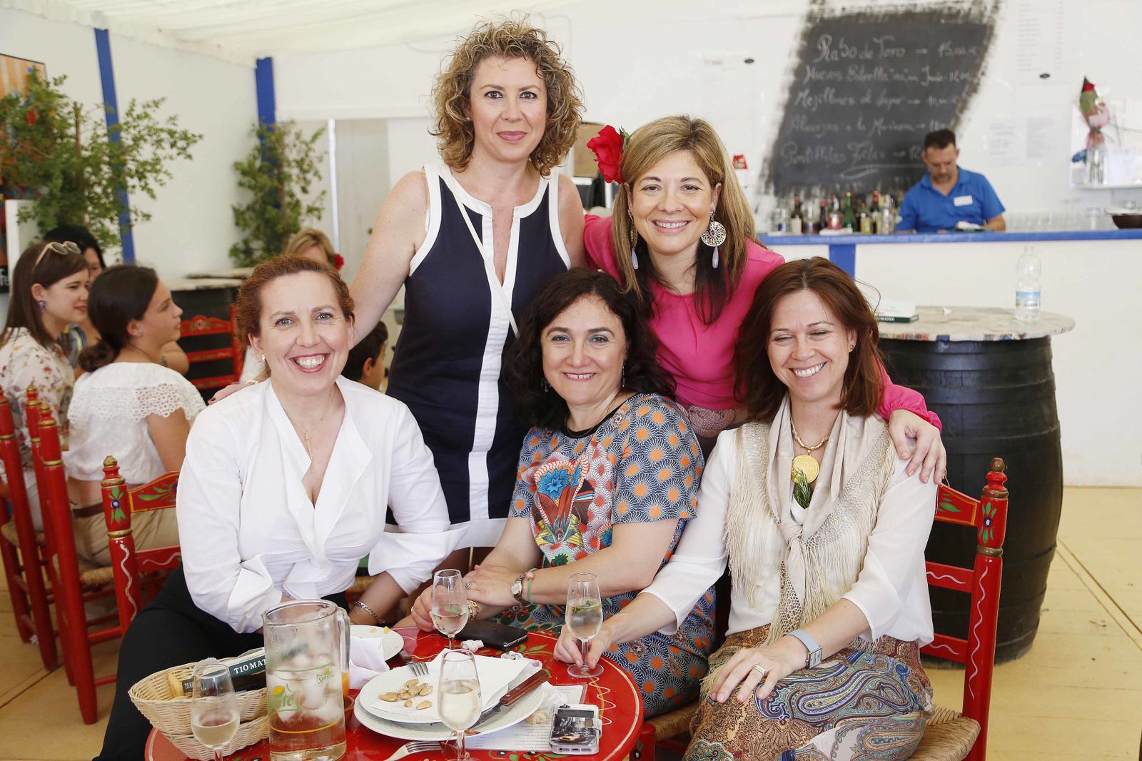 Eva Mota, Concepción Moreno, Isabel Rueda, Margarita Parrilla e Inmaculada Fernández.