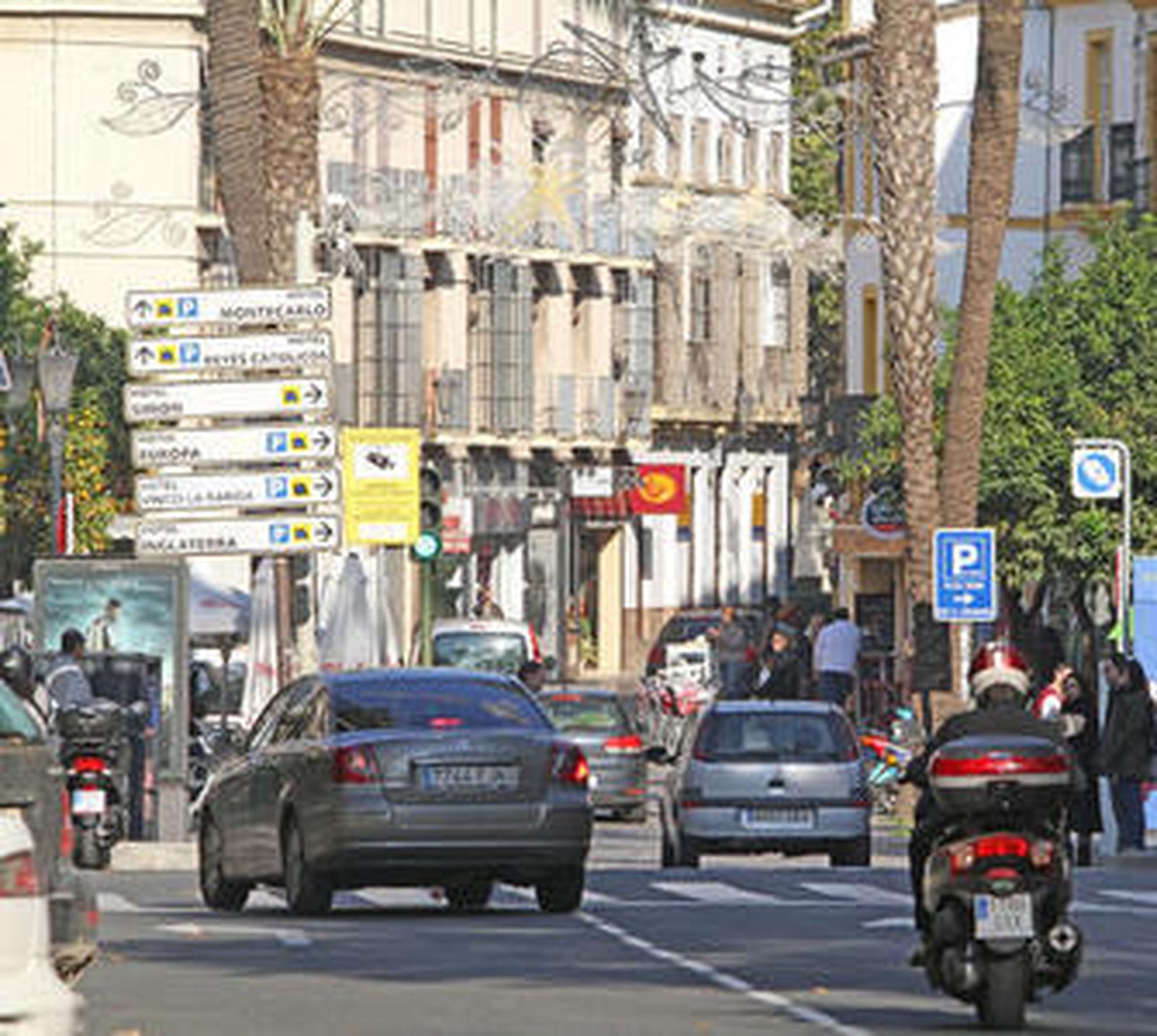 Una de las entradas principales de tráfico al centro de Sevilla.