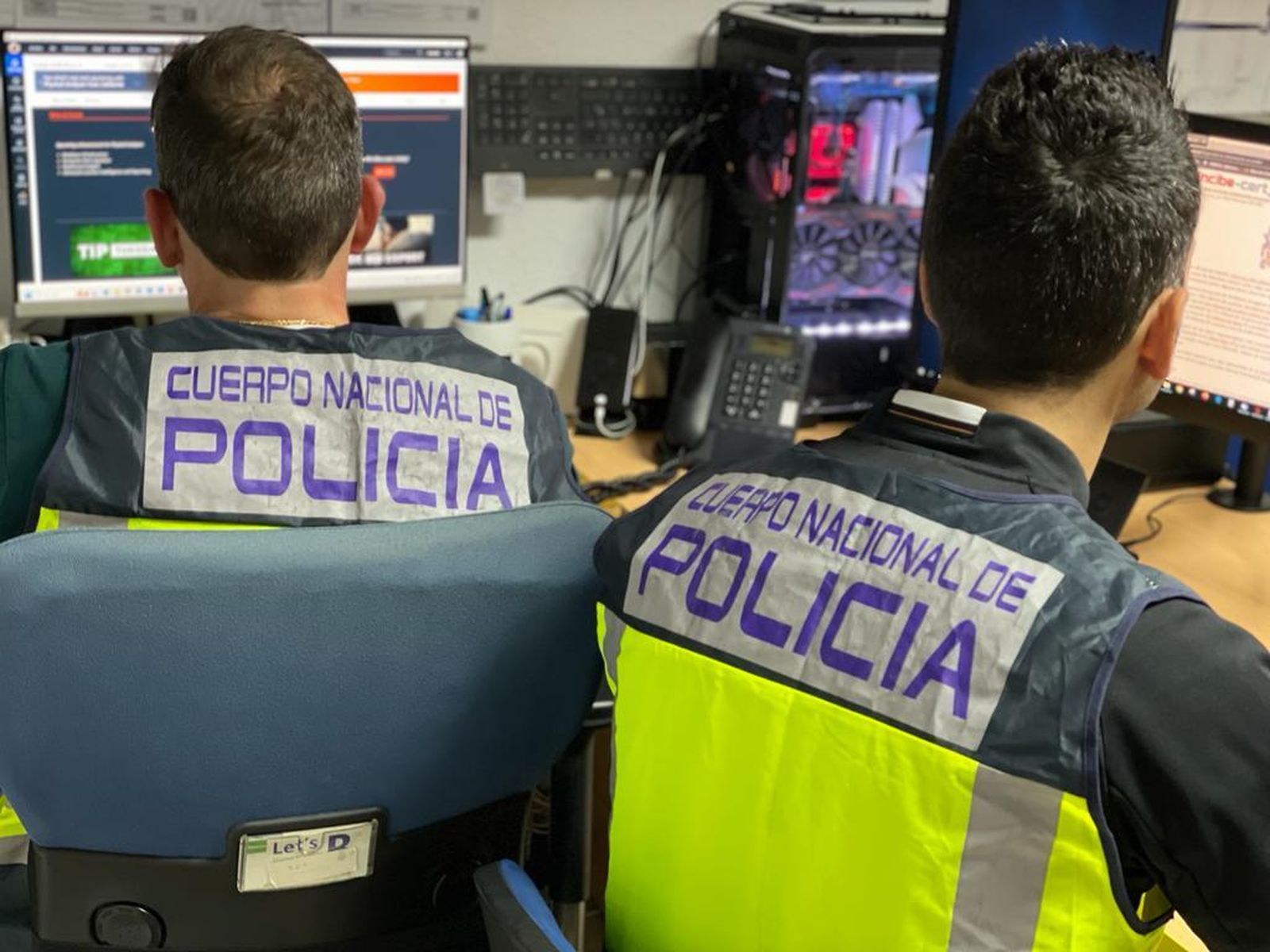 La Policía Nacional investiga un caso de 'Child grooming'