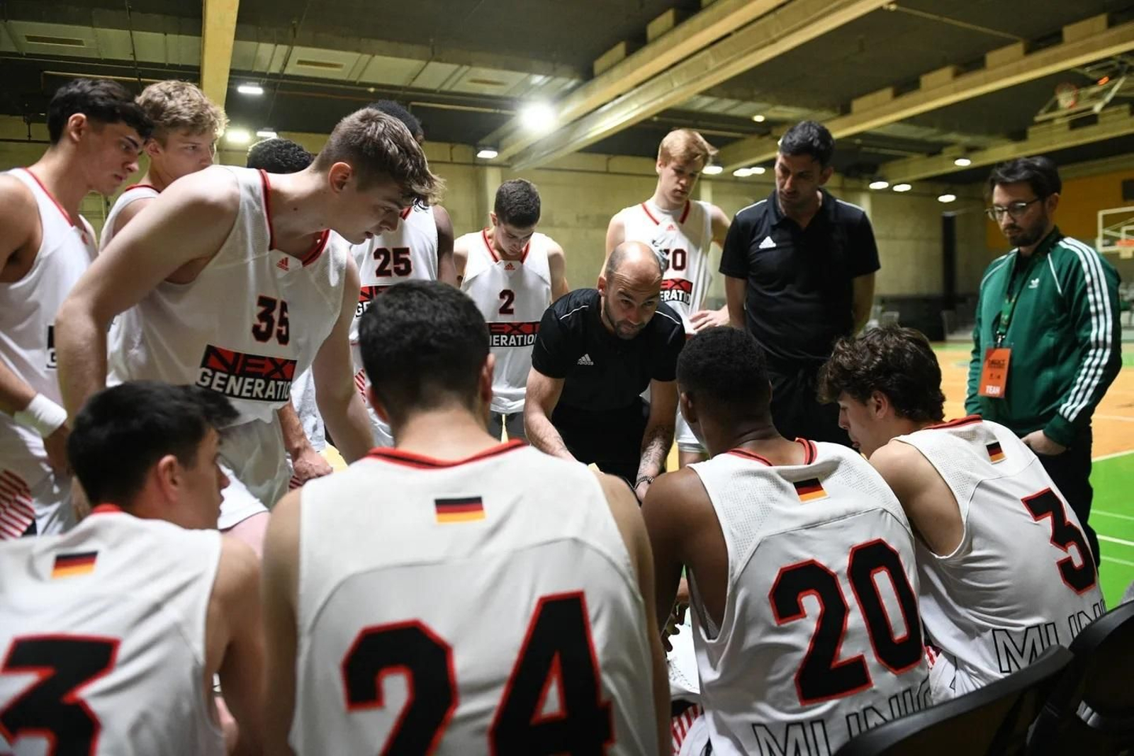 Las fotos de Álvaro Folgueiras y Mario Saint-Supéry en el Adidas Next Generation de Ljubljana